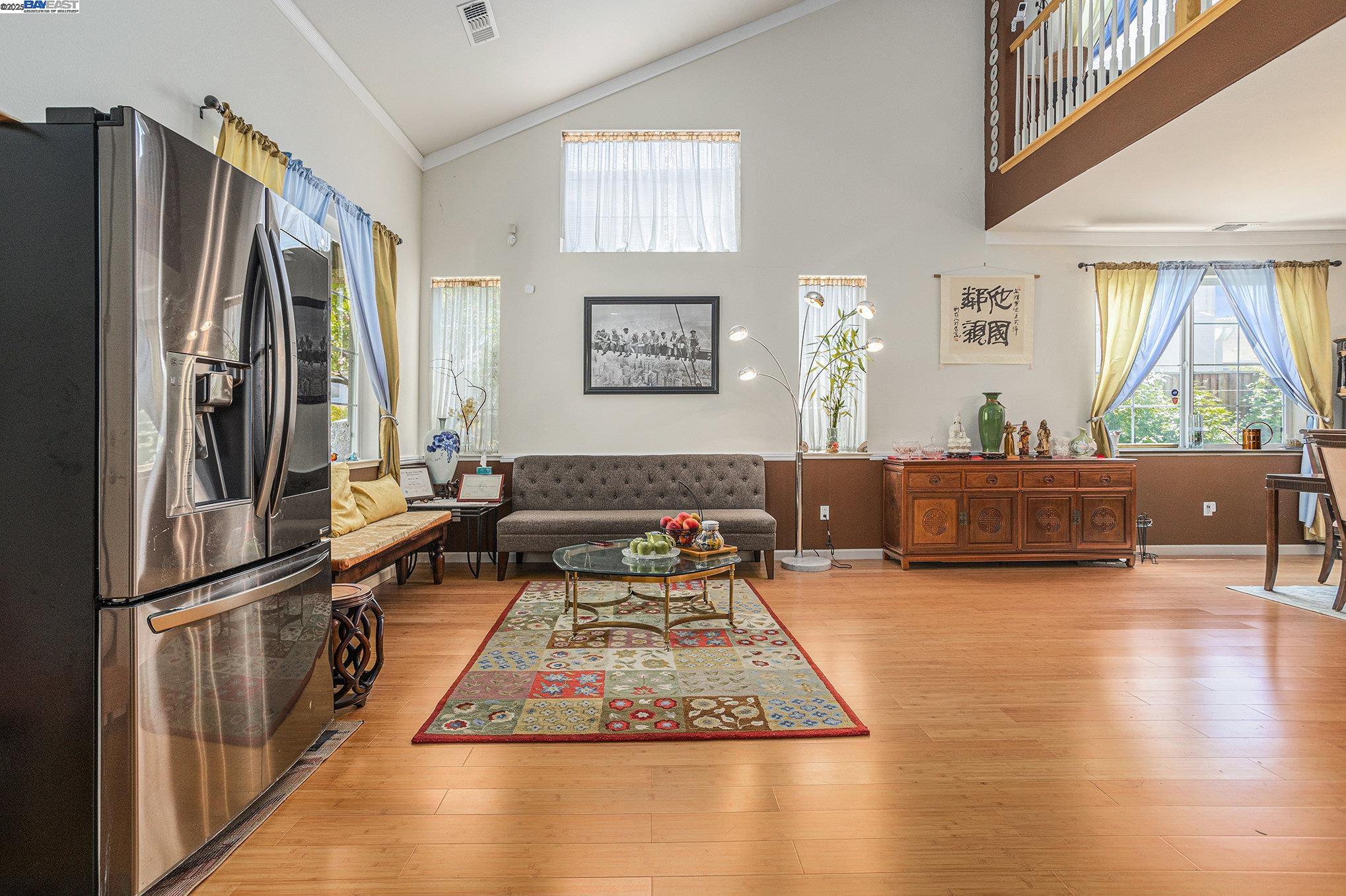 Detail Gallery Image 5 of 45 For 3614 Skypark Pl, Richmond,  CA 94806 - 6 Beds | 3 Baths