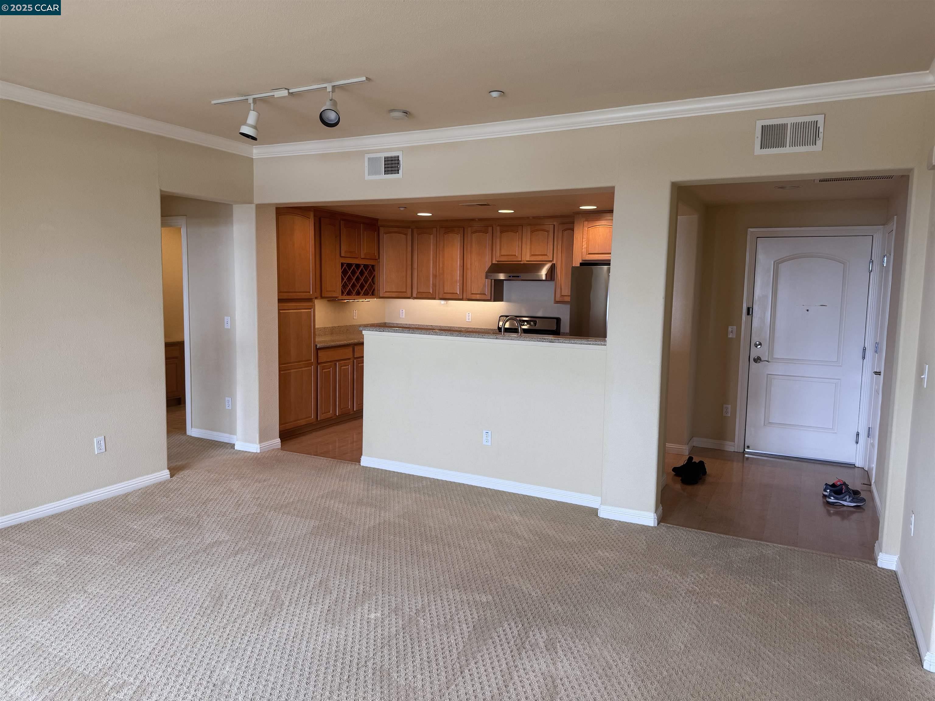 Detail Gallery Image 12 of 21 For 2210 Gellert Blvd #5310,  South San Francisco,  CA 94080 - 2 Beds | 2 Baths