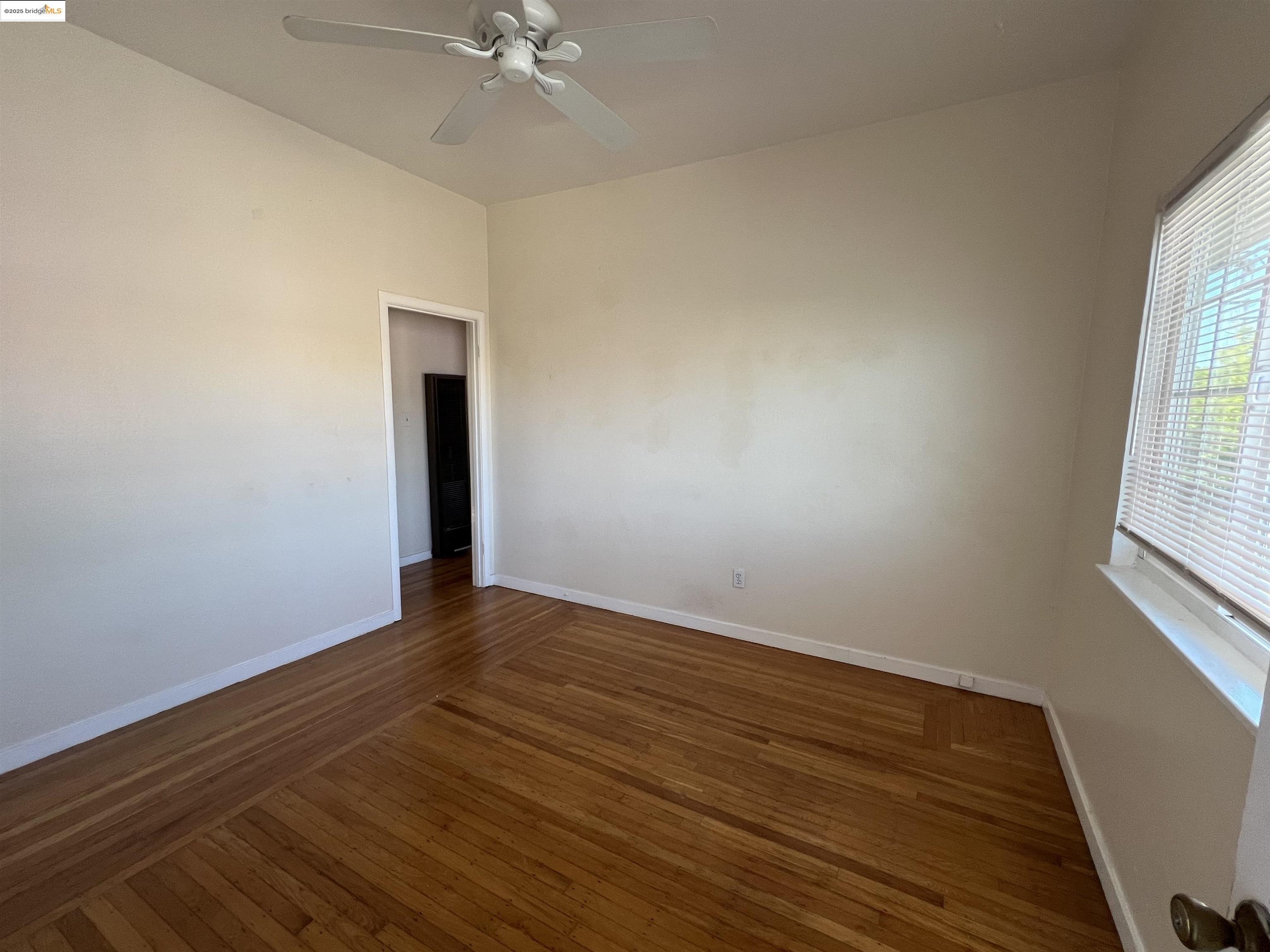 Detail Gallery Image 1 of 4 For 3244 Ellis St #C,  Berkeley,  CA 94703 - 2 Beds | 1 Baths