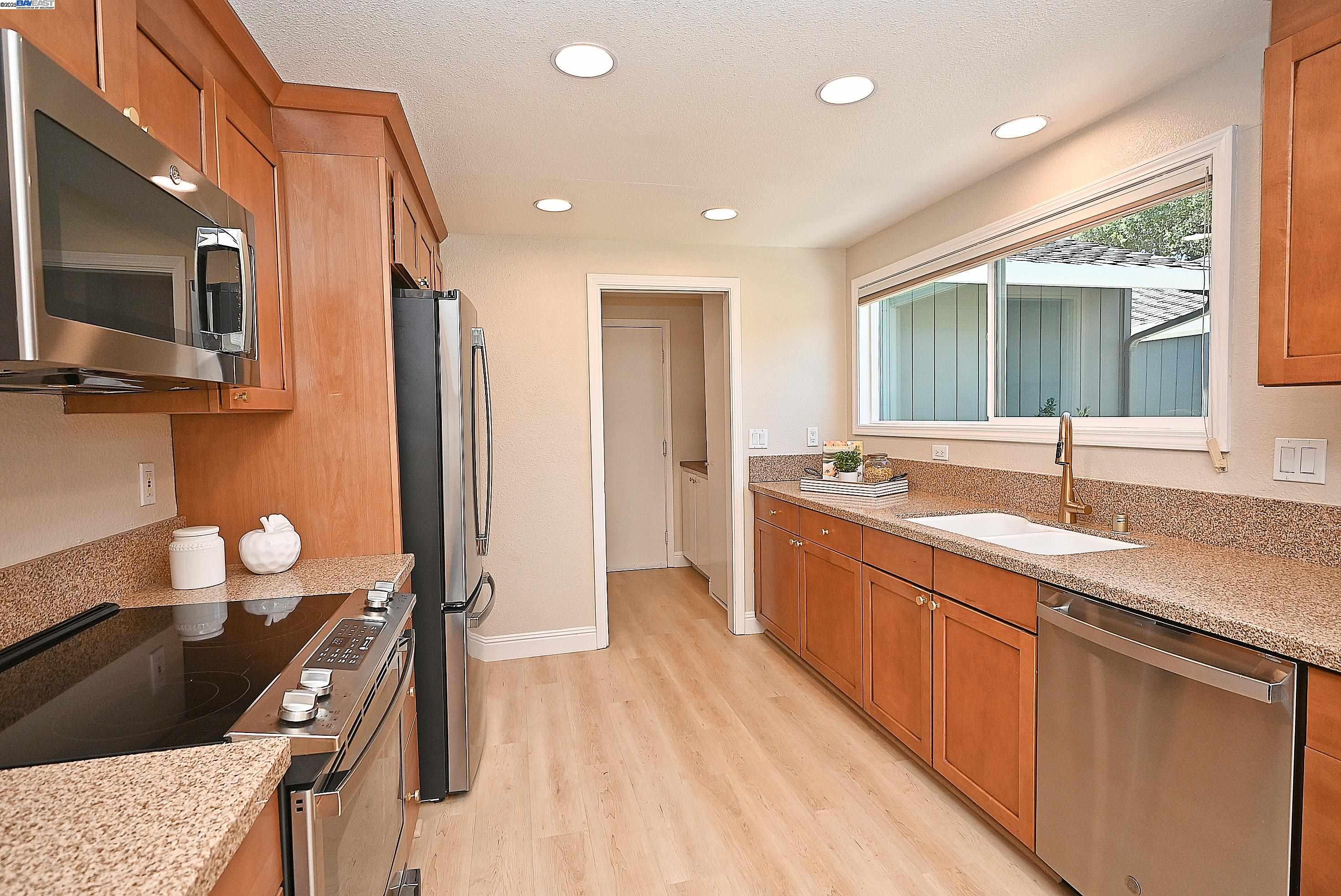 Photo #3: 41107039 Listing 
