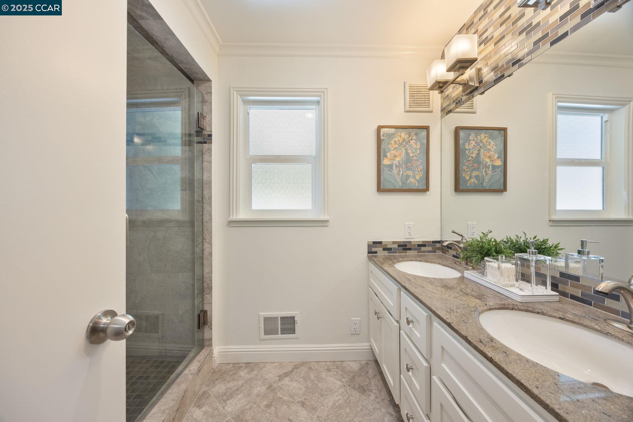 Detail Gallery Image 16 of 36 For 1530 Reliez Valley Rd, Lafayette,  CA 94549 - 4 Beds | 3/1 Baths