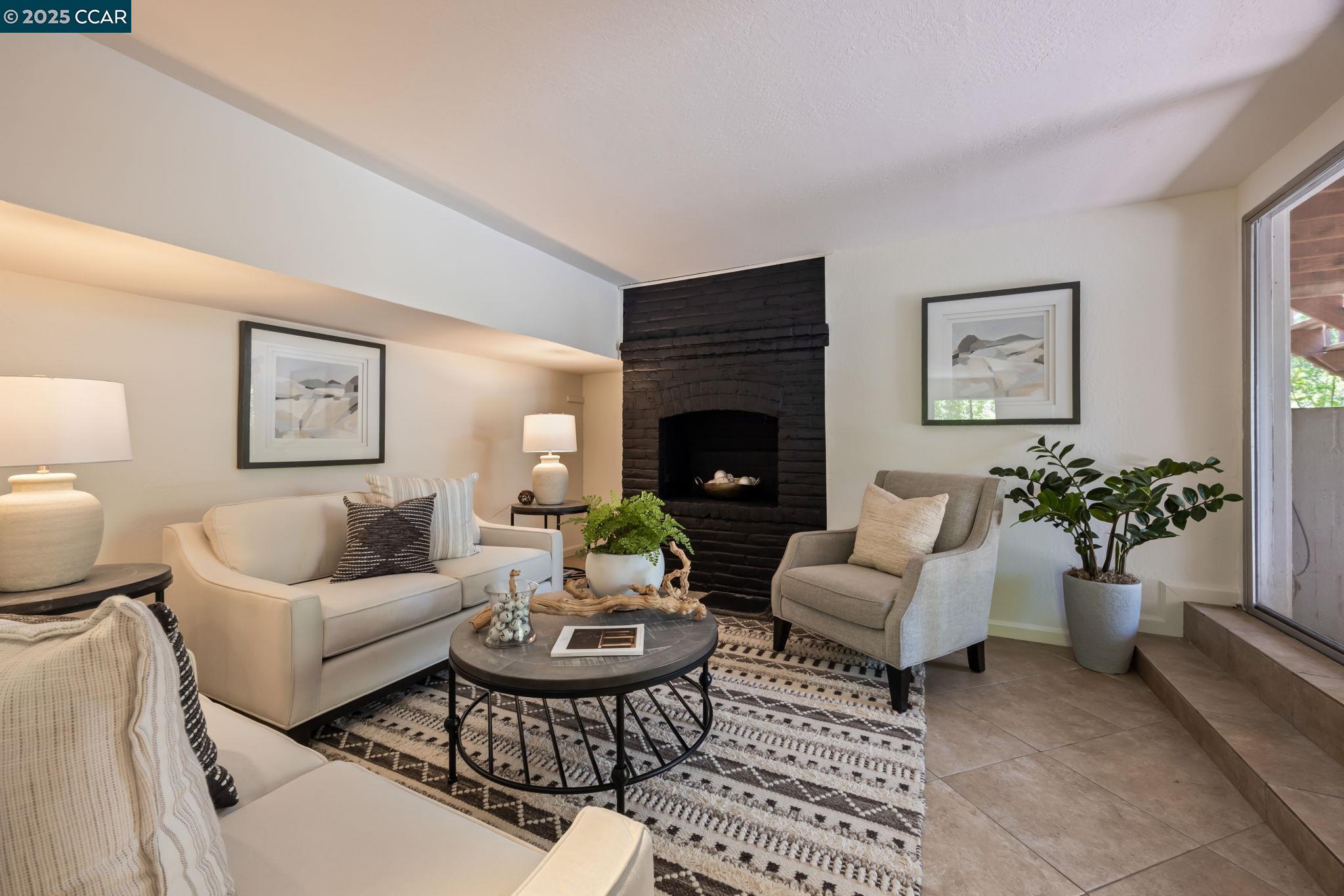 Detail Gallery Image 22 of 36 For 1530 Reliez Valley Rd, Lafayette,  CA 94549 - 4 Beds | 3/1 Baths