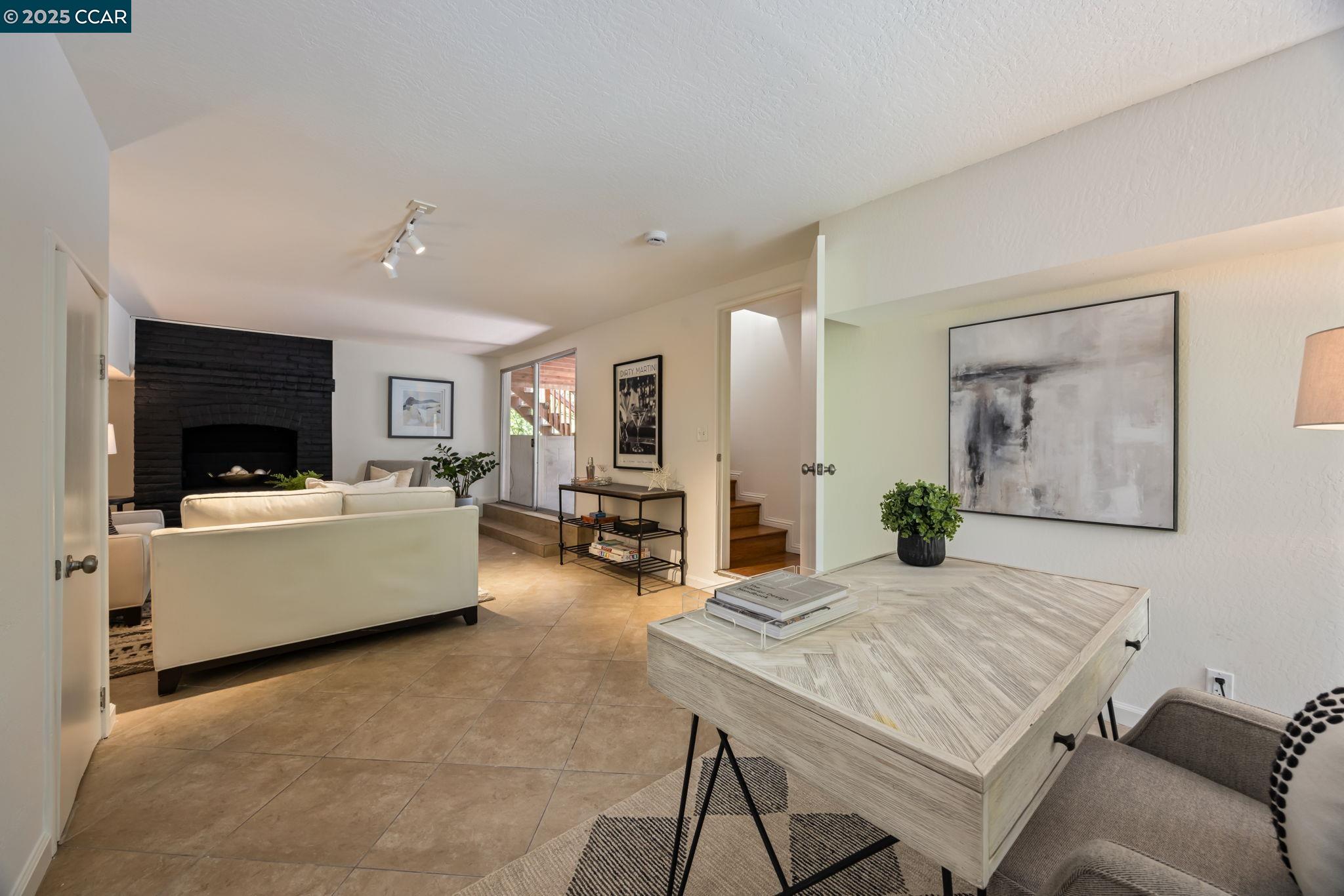 Detail Gallery Image 23 of 36 For 1530 Reliez Valley Rd, Lafayette,  CA 94549 - 4 Beds | 3/1 Baths