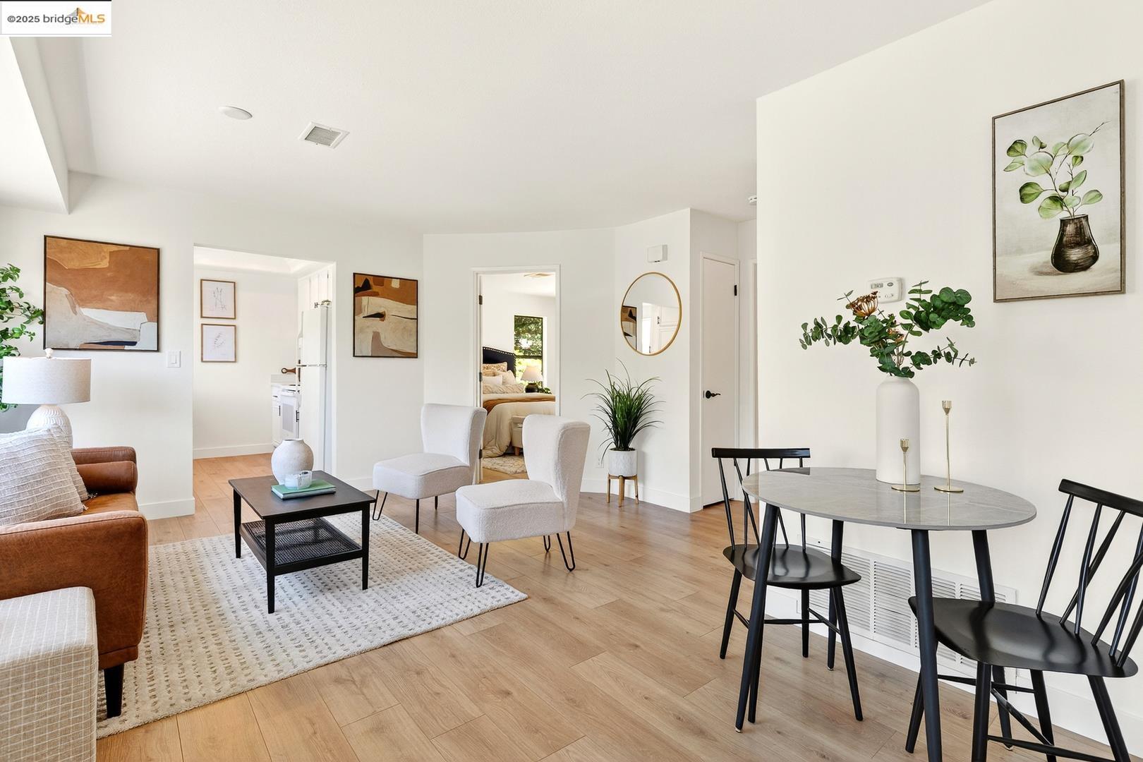 Photo #3: 41107050 Listing 