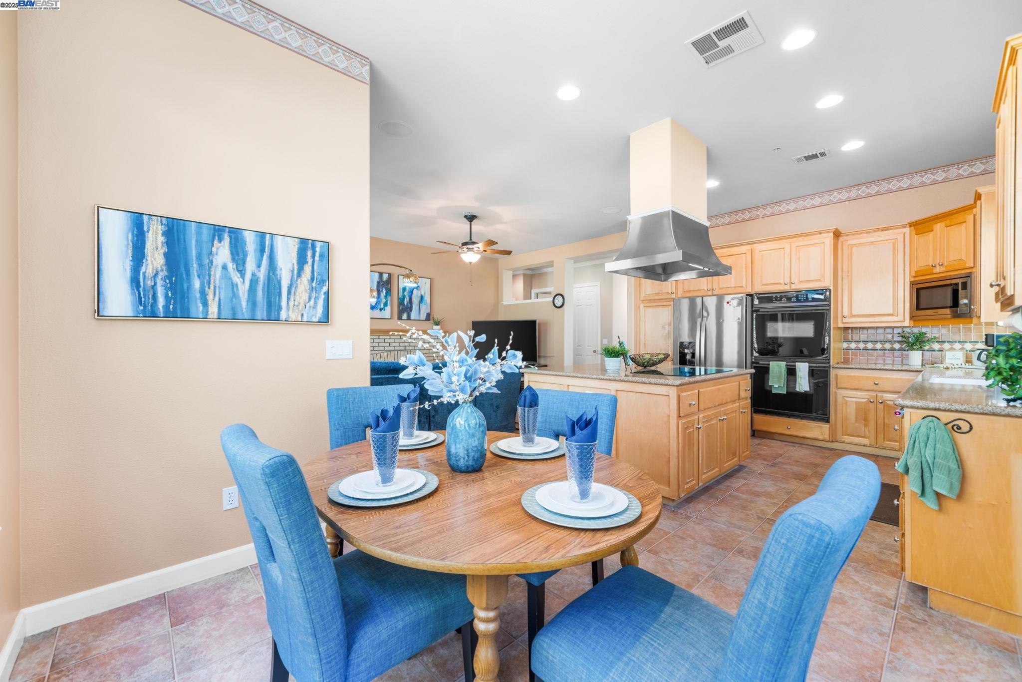 Detail Gallery Image 15 of 59 For 444 Cabonia Ct, Pleasanton,  CA 94566 - 4 Beds | 2/1 Baths