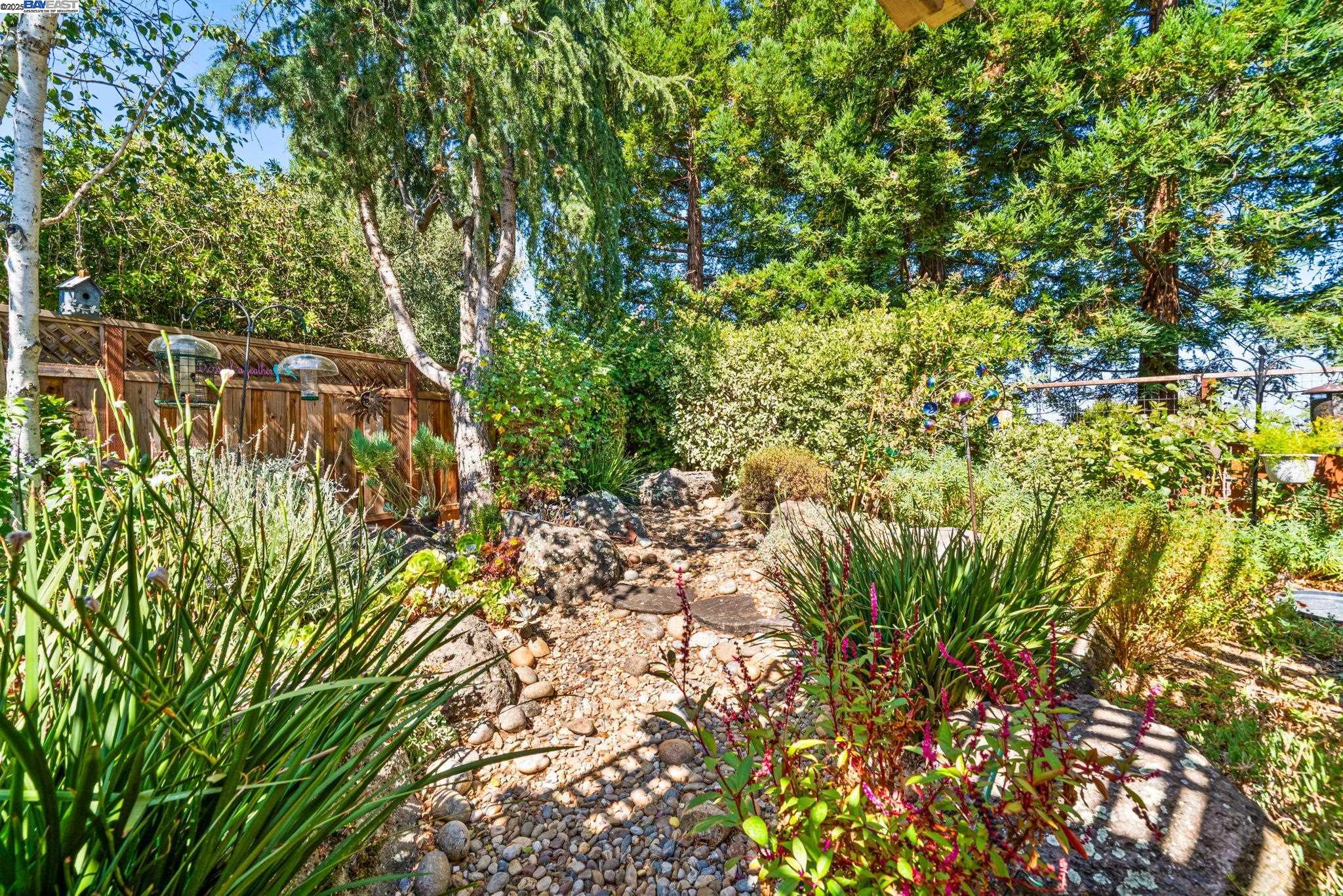 Detail Gallery Image 45 of 59 For 444 Cabonia Ct, Pleasanton,  CA 94566 - 4 Beds | 2/1 Baths
