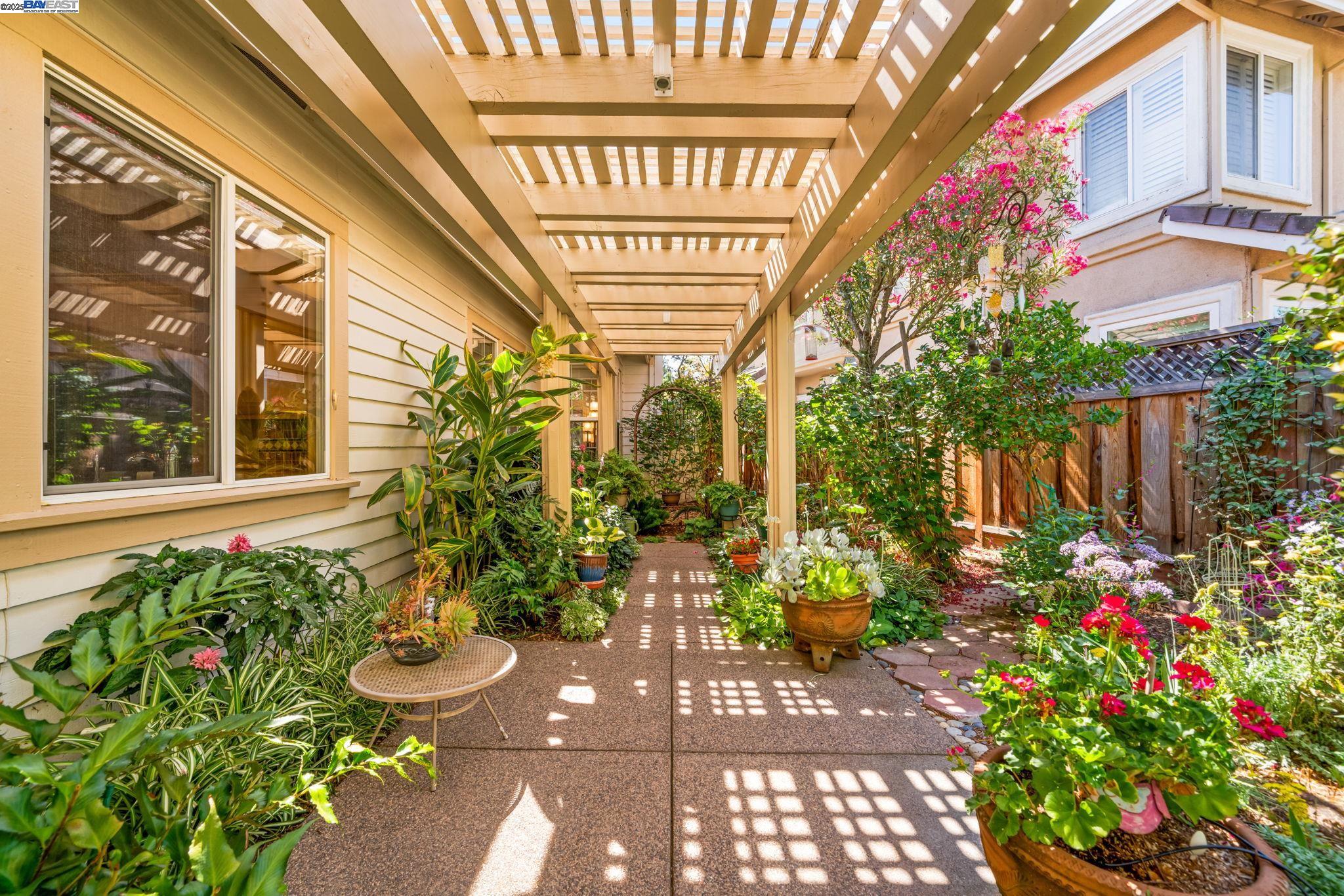 Detail Gallery Image 47 of 59 For 444 Cabonia Ct, Pleasanton,  CA 94566 - 4 Beds | 2/1 Baths