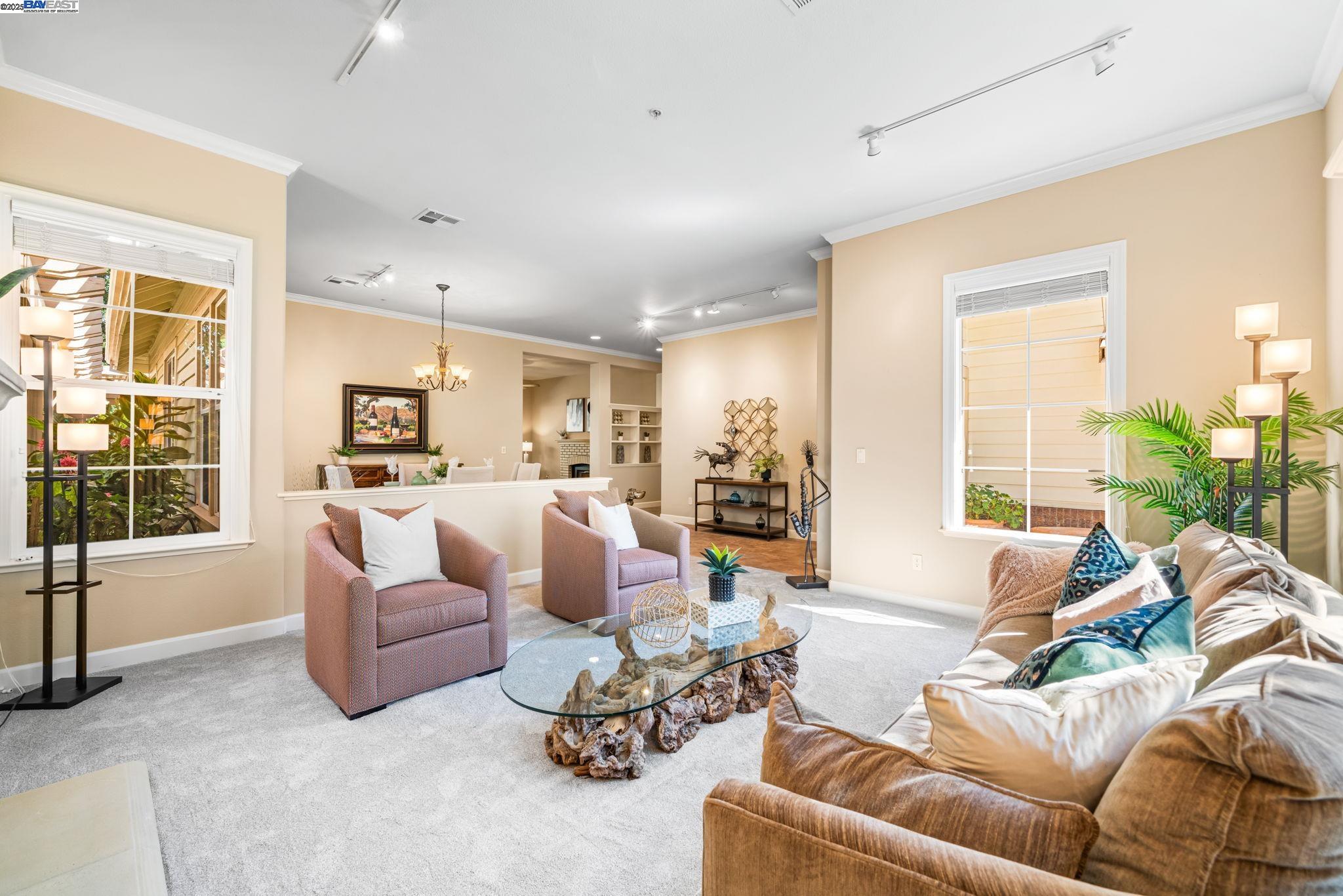 Detail Gallery Image 6 of 59 For 444 Cabonia Ct, Pleasanton,  CA 94566 - 4 Beds | 2/1 Baths