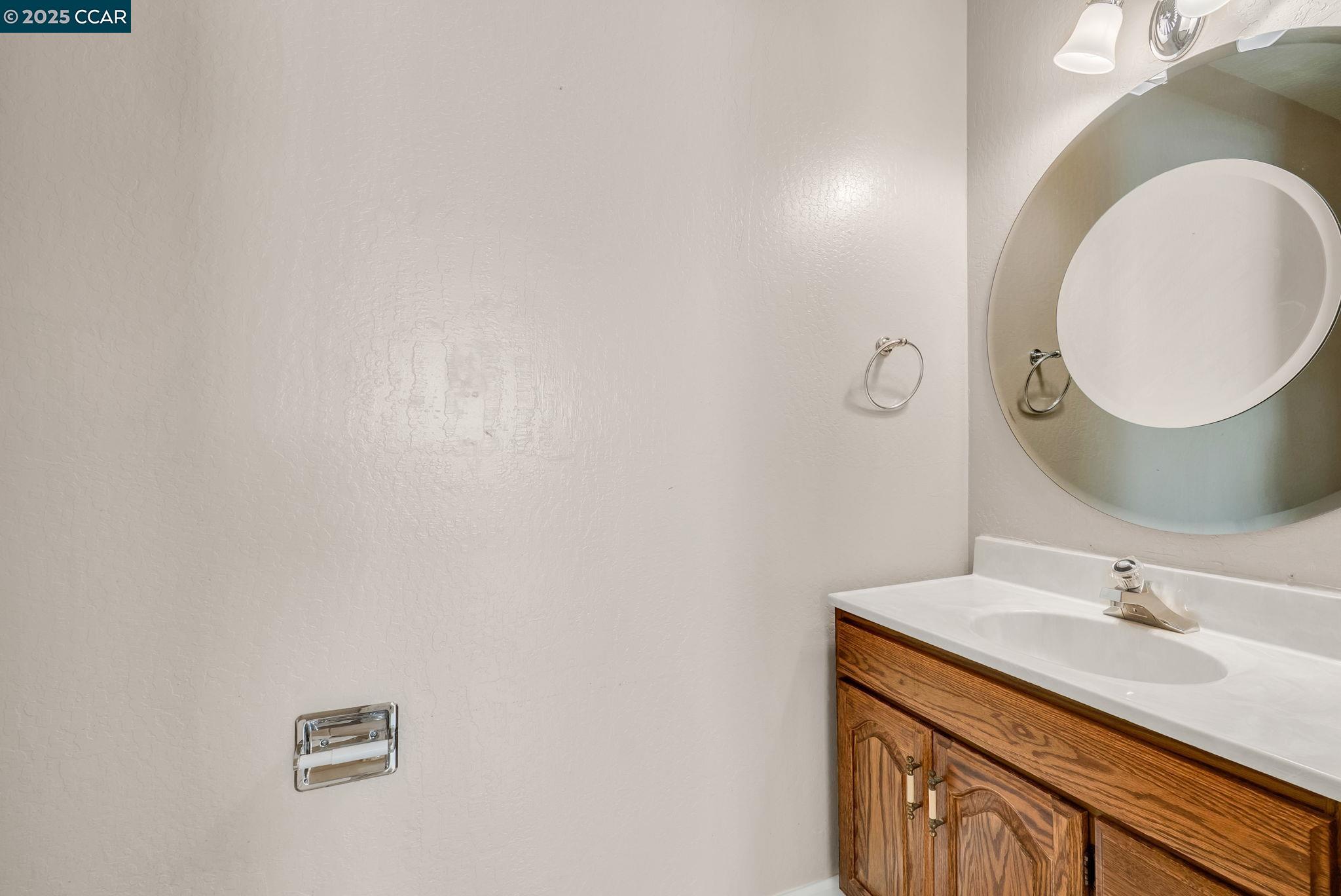 Detail Gallery Image 11 of 21 For 3060 San Miguel Ct, Concord,  CA 94518 - 4 Beds | 2/1 Baths