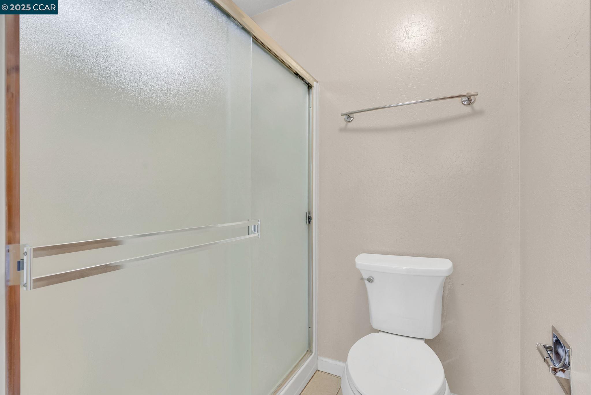 Detail Gallery Image 16 of 21 For 3060 San Miguel Ct, Concord,  CA 94518 - 4 Beds | 2/1 Baths