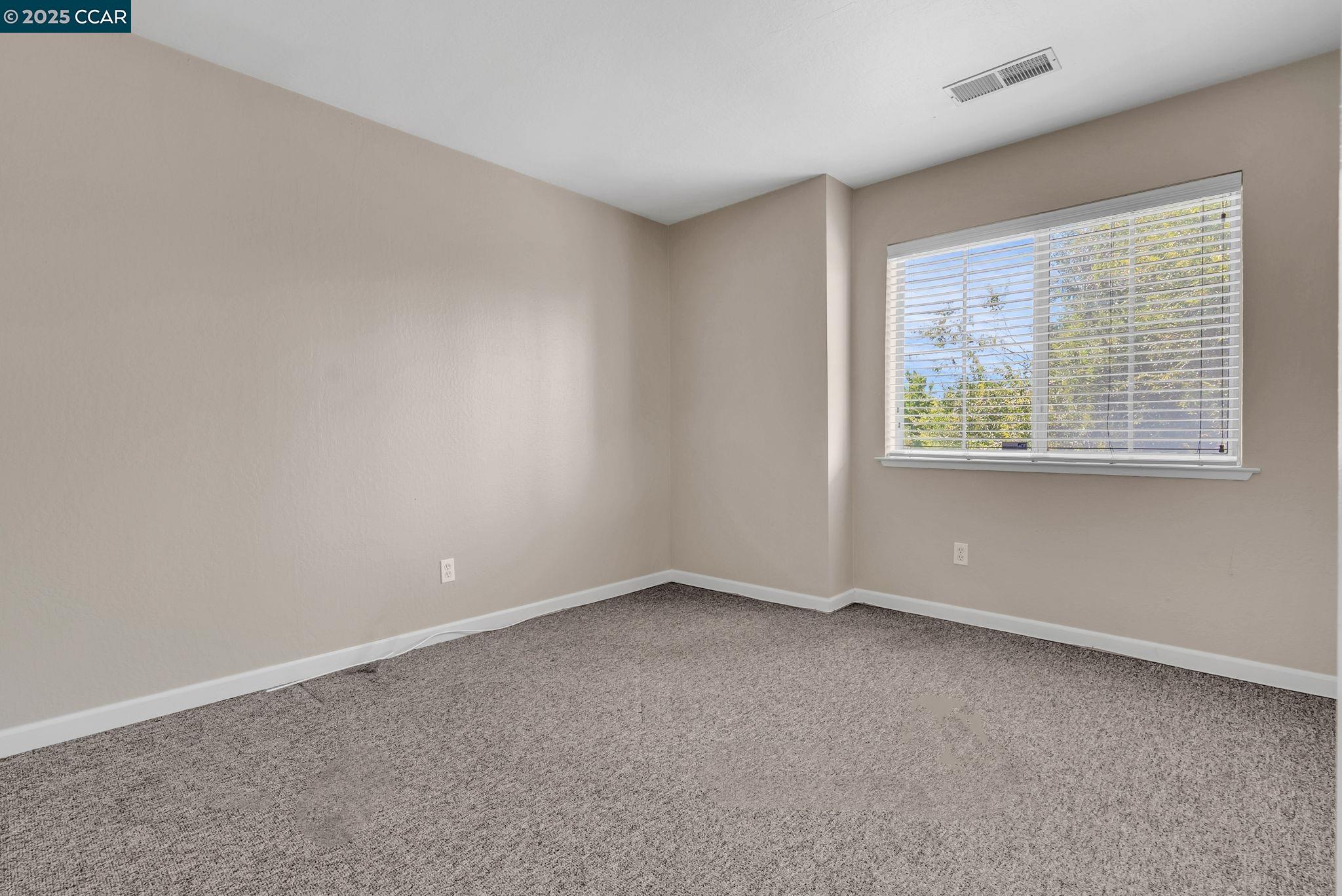 Detail Gallery Image 18 of 21 For 3060 San Miguel Ct, Concord,  CA 94518 - 4 Beds | 2/1 Baths
