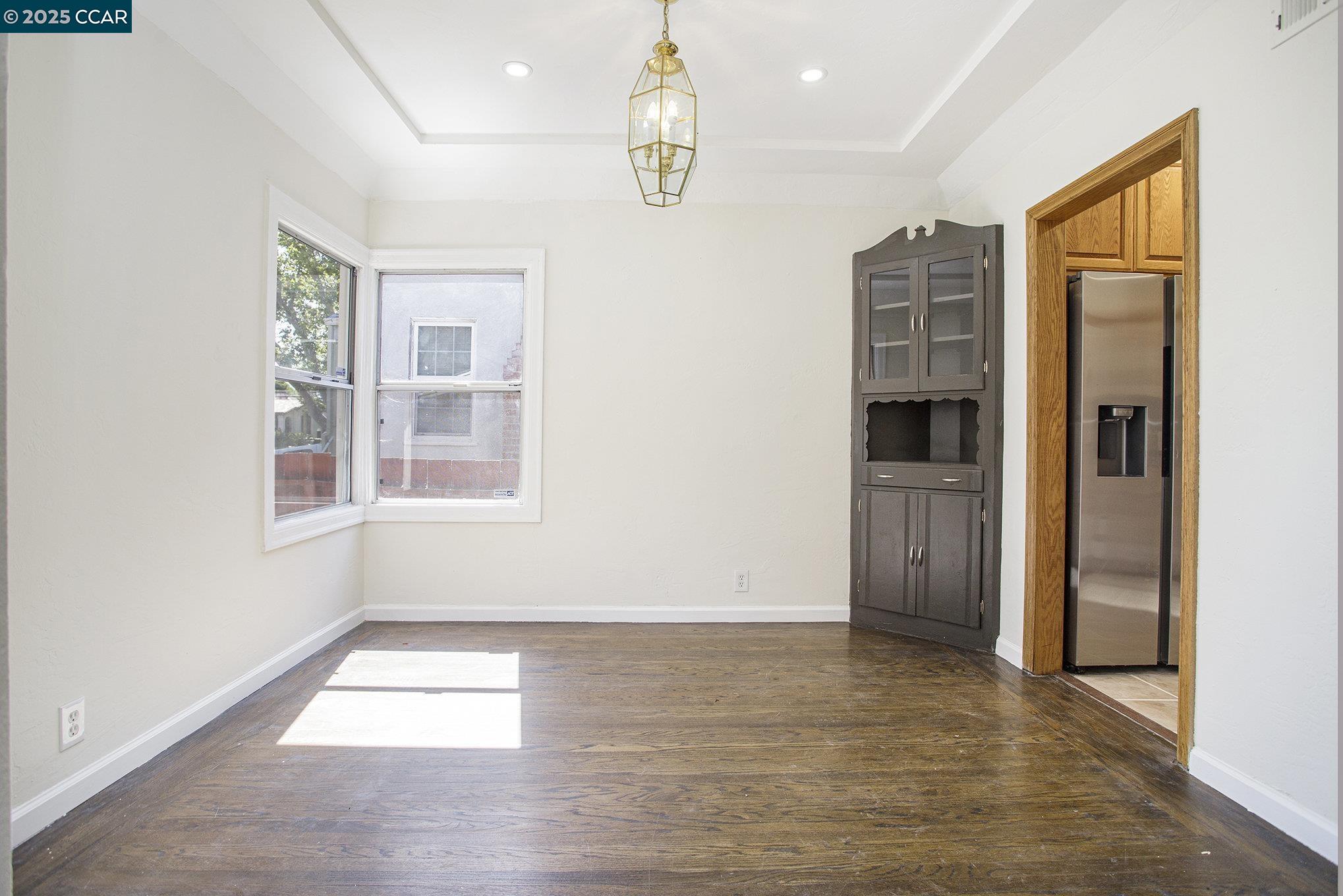 Detail Gallery Image 12 of 32 For 532 Central Ave, Pittsburg,  CA 94565 - 4 Beds | 2 Baths