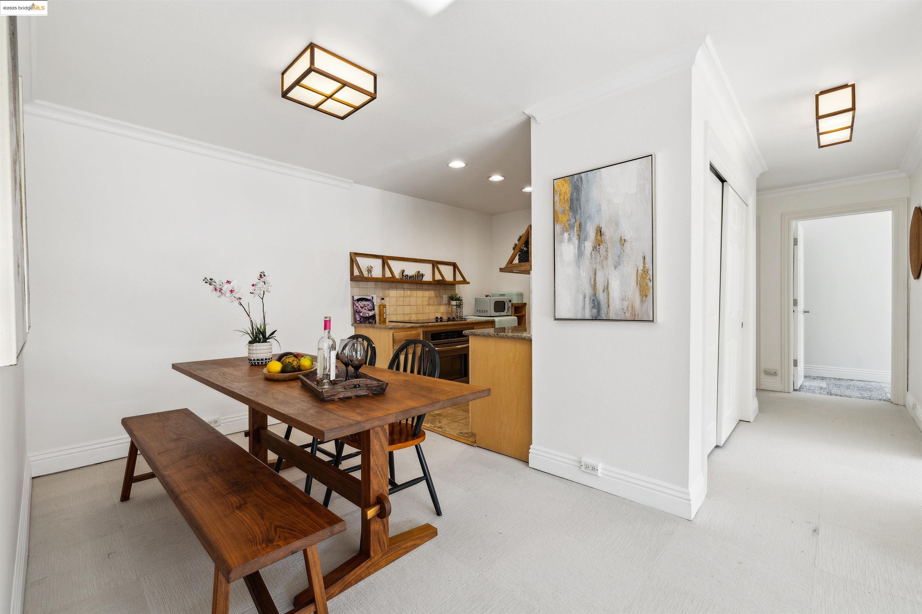 Detail Gallery Image 14 of 43 For 1998 Pacific Ave #202,  San Francisco,  CA 94109 - 2 Beds | 2 Baths