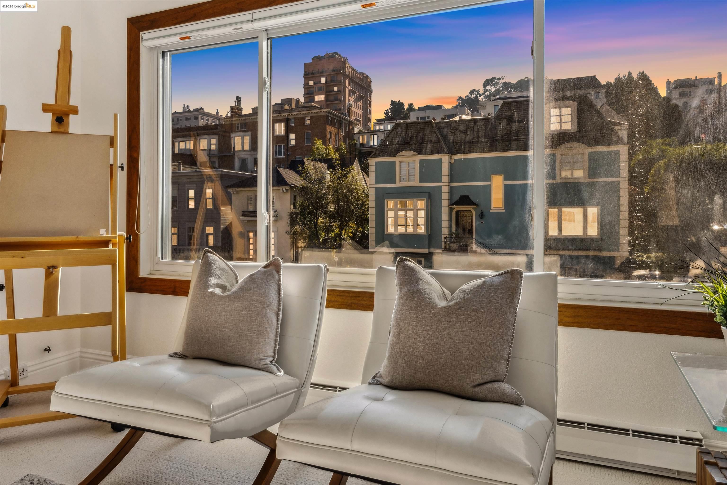 Detail Gallery Image 6 of 43 For 1998 Pacific Ave #202,  San Francisco,  CA 94109 - 2 Beds | 2 Baths