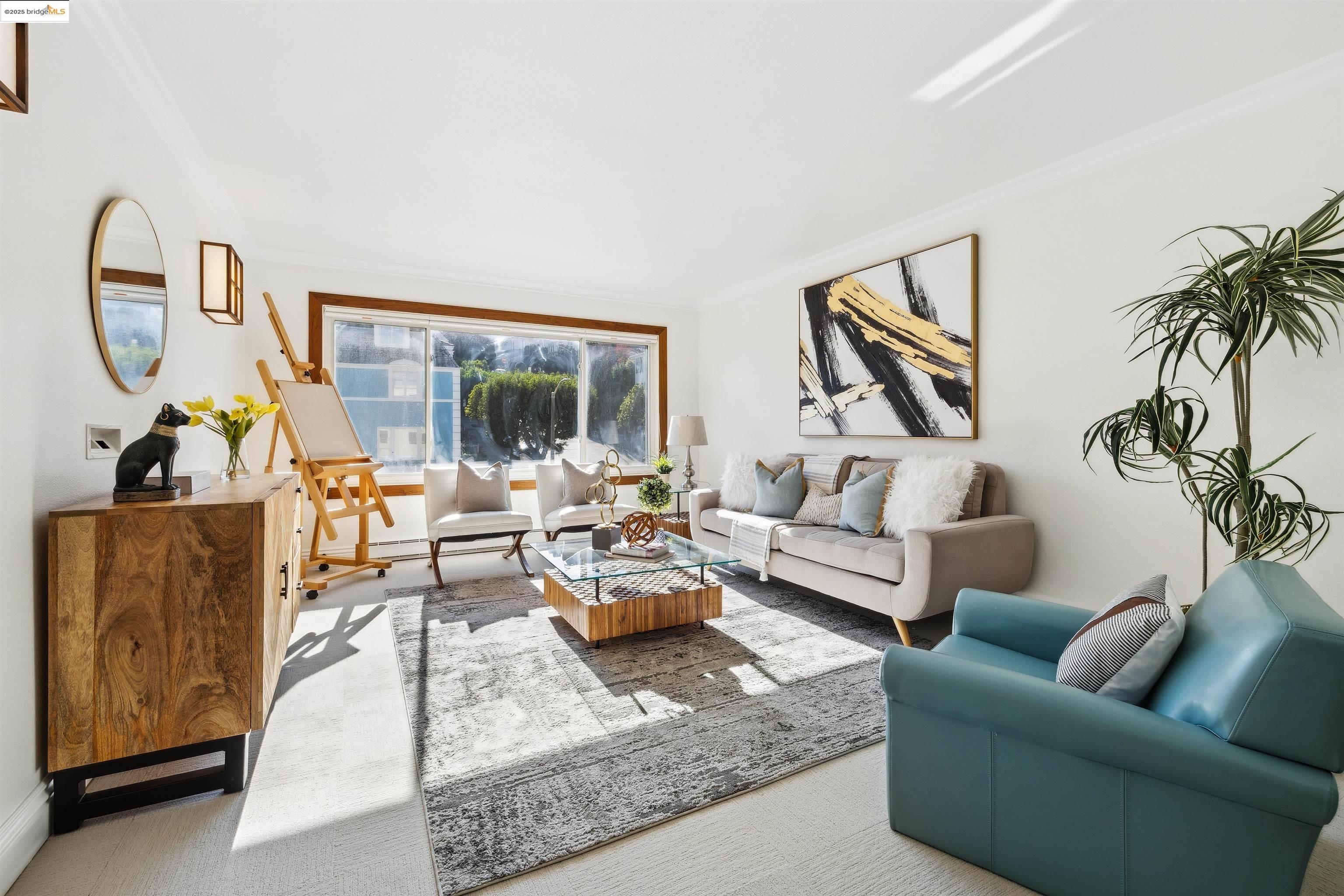 Detail Gallery Image 8 of 43 For 1998 Pacific Ave #202,  San Francisco,  CA 94109 - 2 Beds | 2 Baths