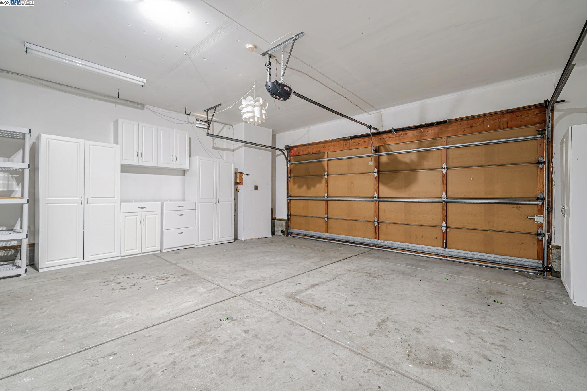 Detail Gallery Image 12 of 53 For 44825 Lynx Dr, Fremont,  CA 94539 - 4 Beds | 2/1 Baths