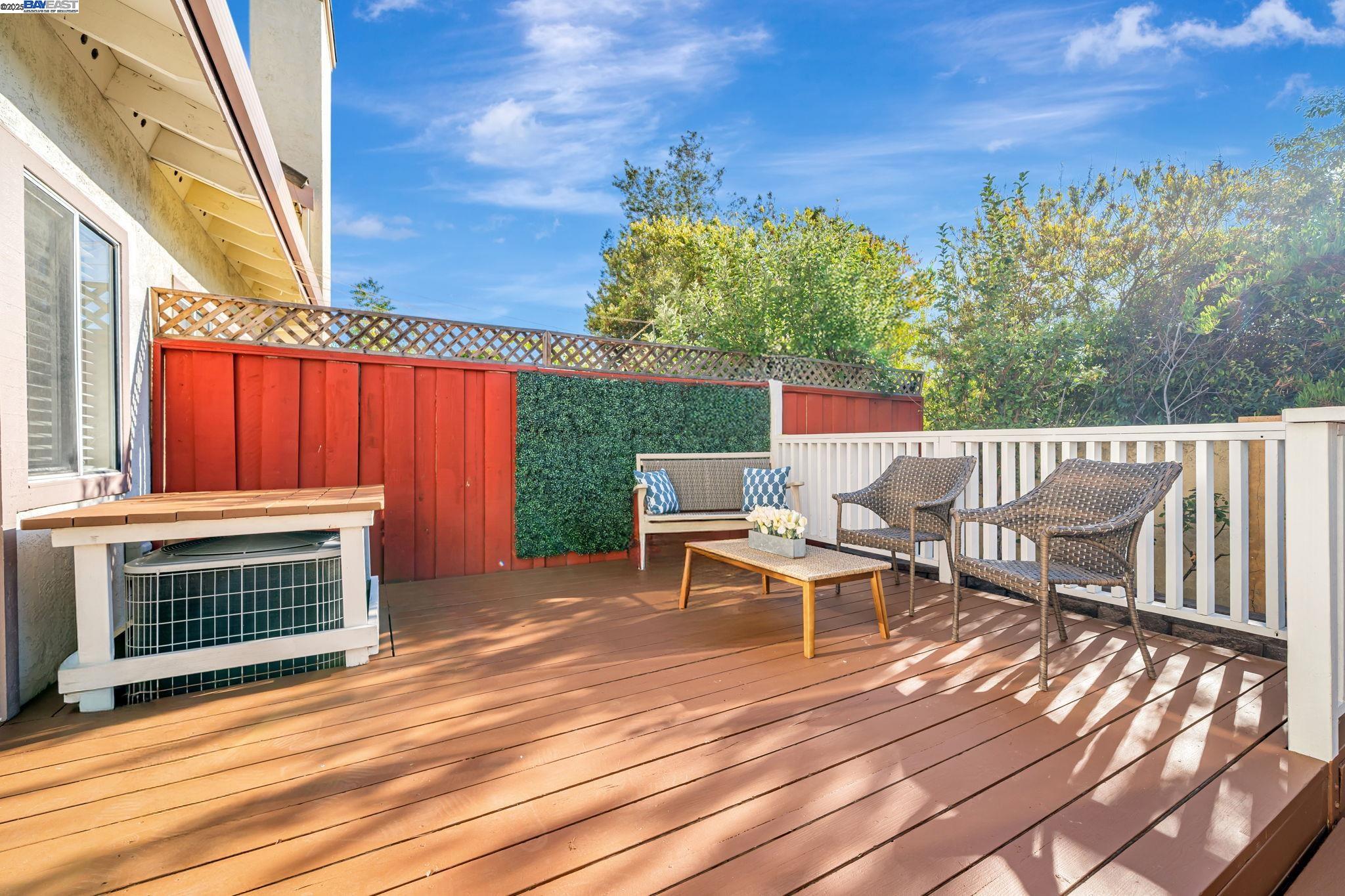 Detail Gallery Image 16 of 53 For 44825 Lynx Dr, Fremont,  CA 94539 - 4 Beds | 2/1 Baths