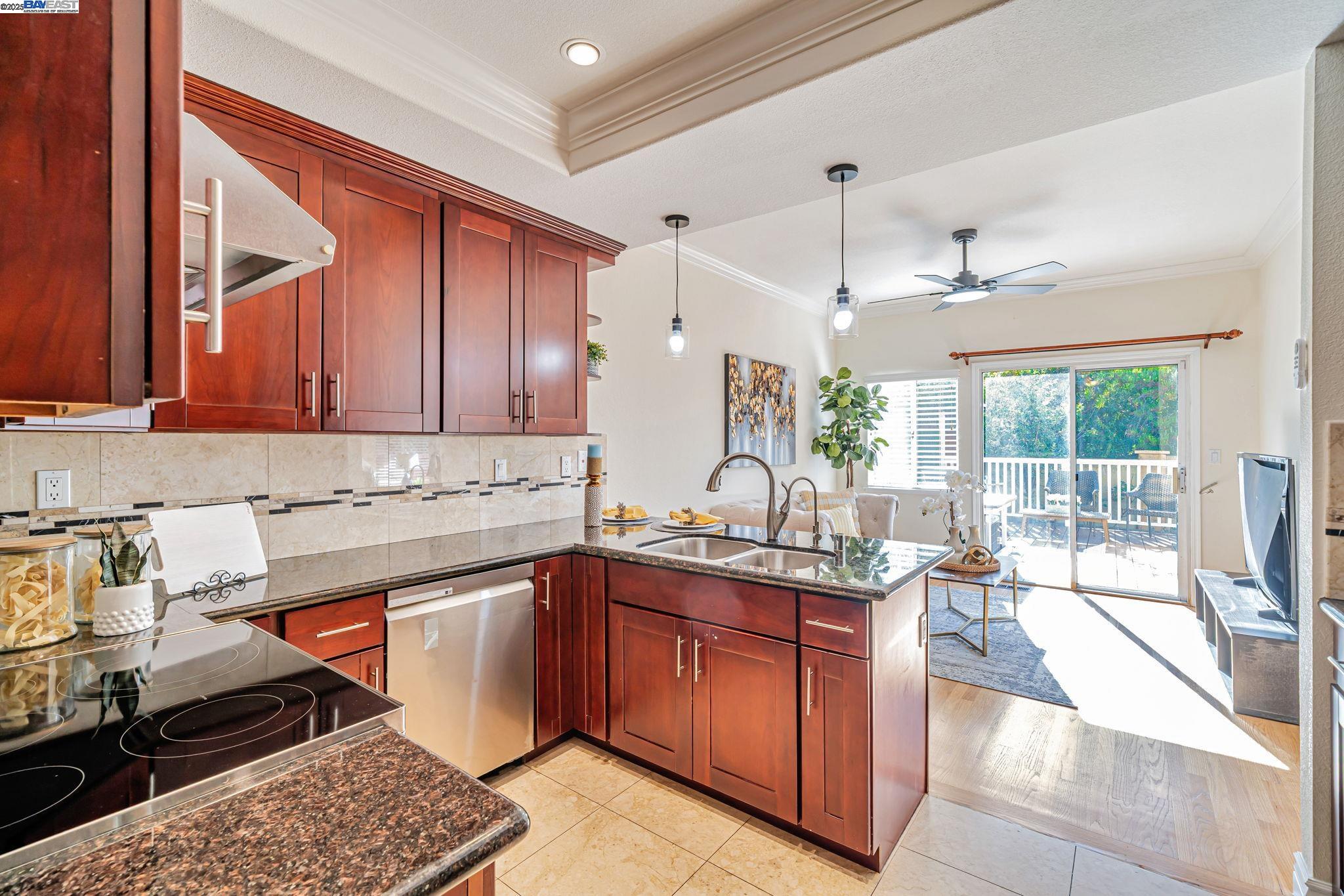 Detail Gallery Image 26 of 53 For 44825 Lynx Dr, Fremont,  CA 94539 - 4 Beds | 2/1 Baths