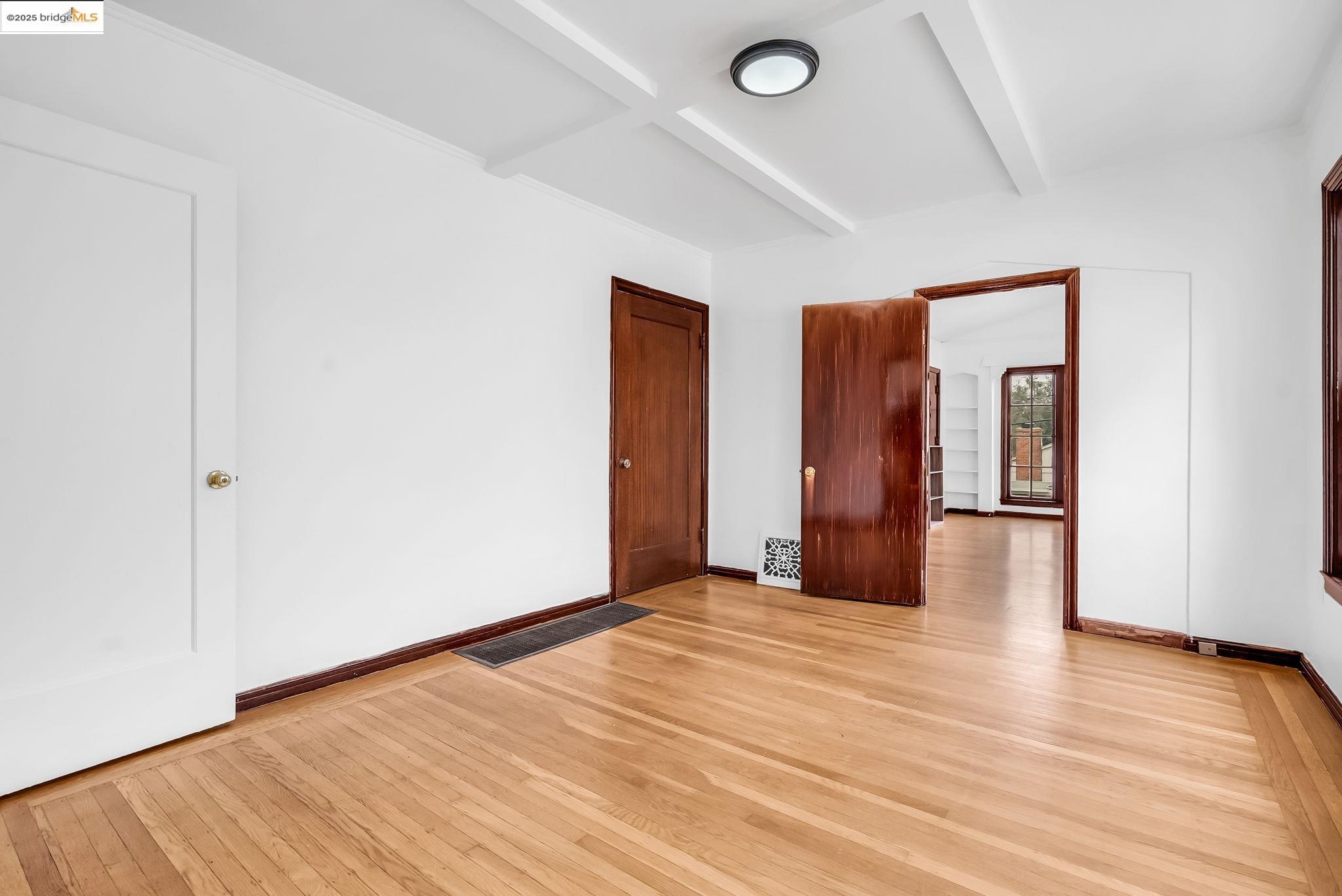 Detail Gallery Image 14 of 60 For 2340 Virginia St, Berkeley,  CA 94709 - – Beds | – Baths