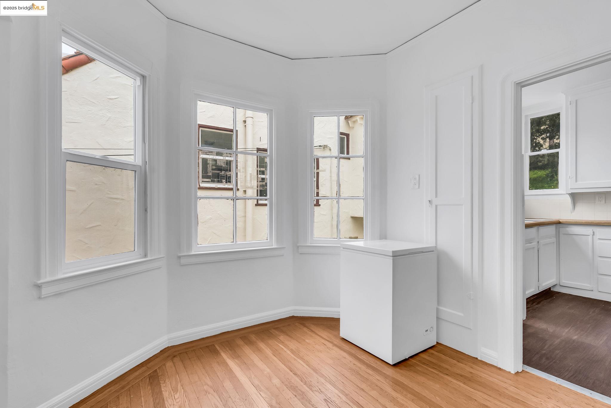 Detail Gallery Image 17 of 60 For 2340 Virginia St, Berkeley,  CA 94709 - – Beds | – Baths