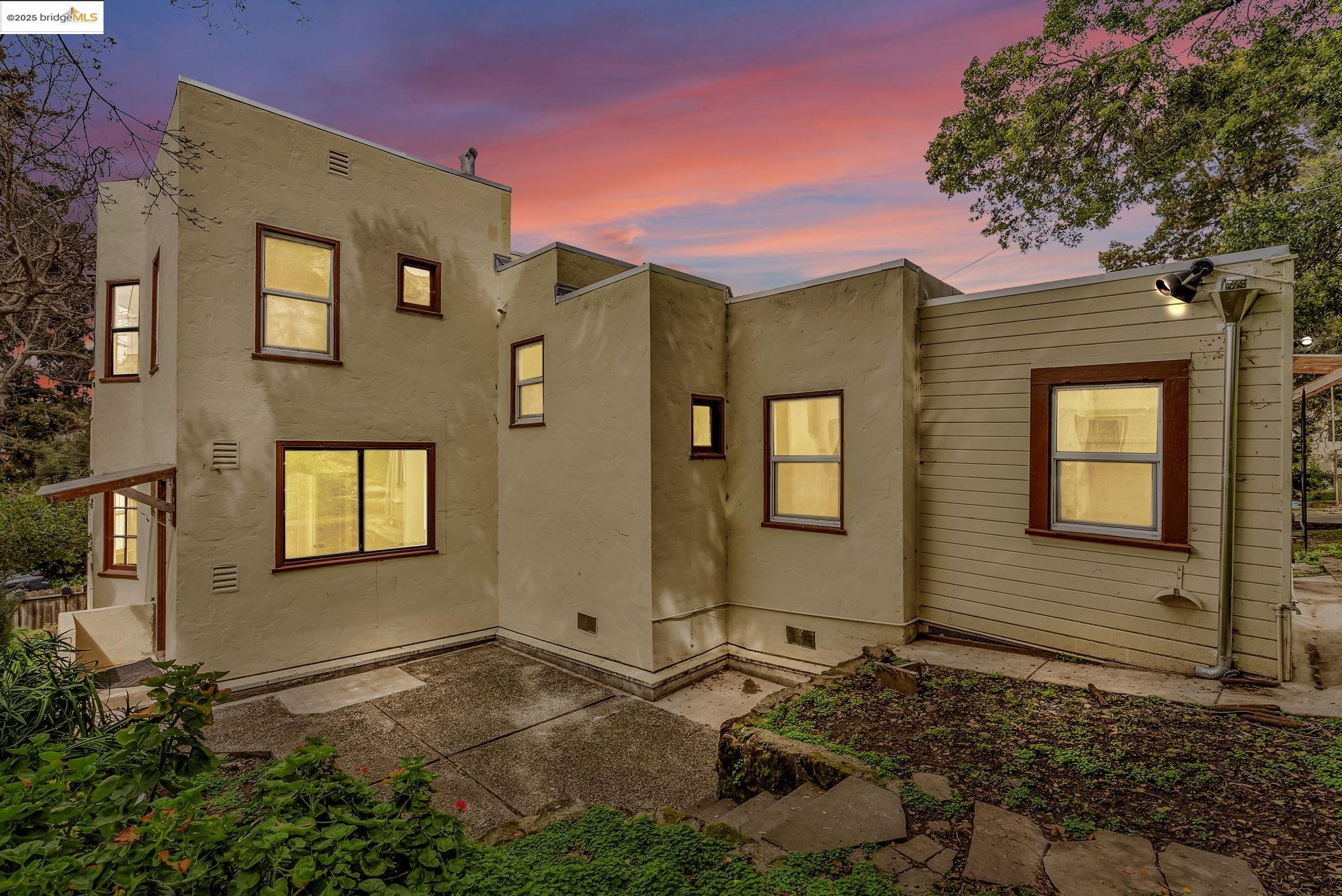 Detail Gallery Image 52 of 60 For 2340 Virginia St, Berkeley,  CA 94709 - – Beds | – Baths