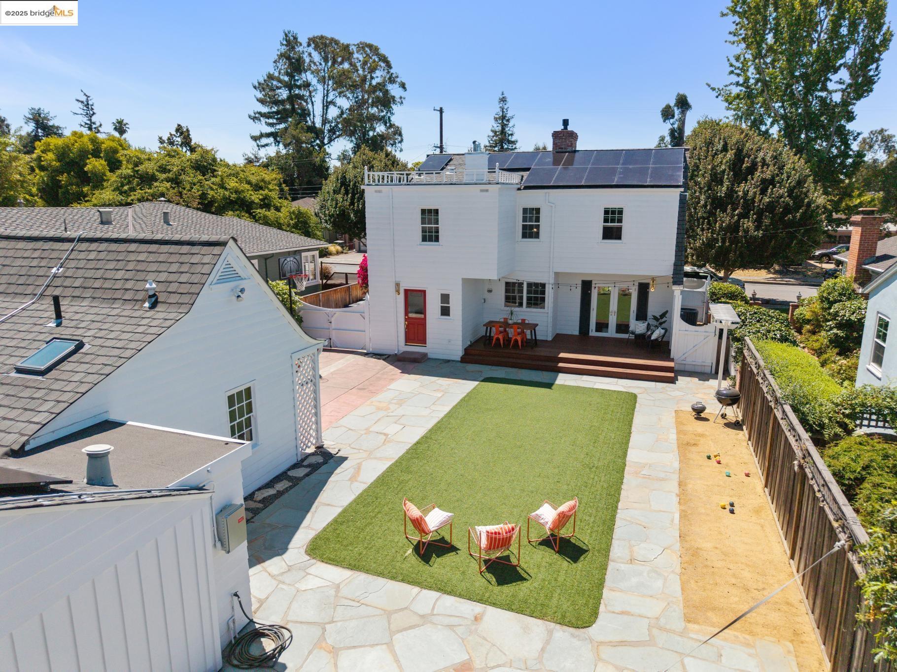 Detail Gallery Image 34 of 52 For 1096 Glen Dr, San Leandro,  CA 94577 - 4 Beds | 2/1 Baths
