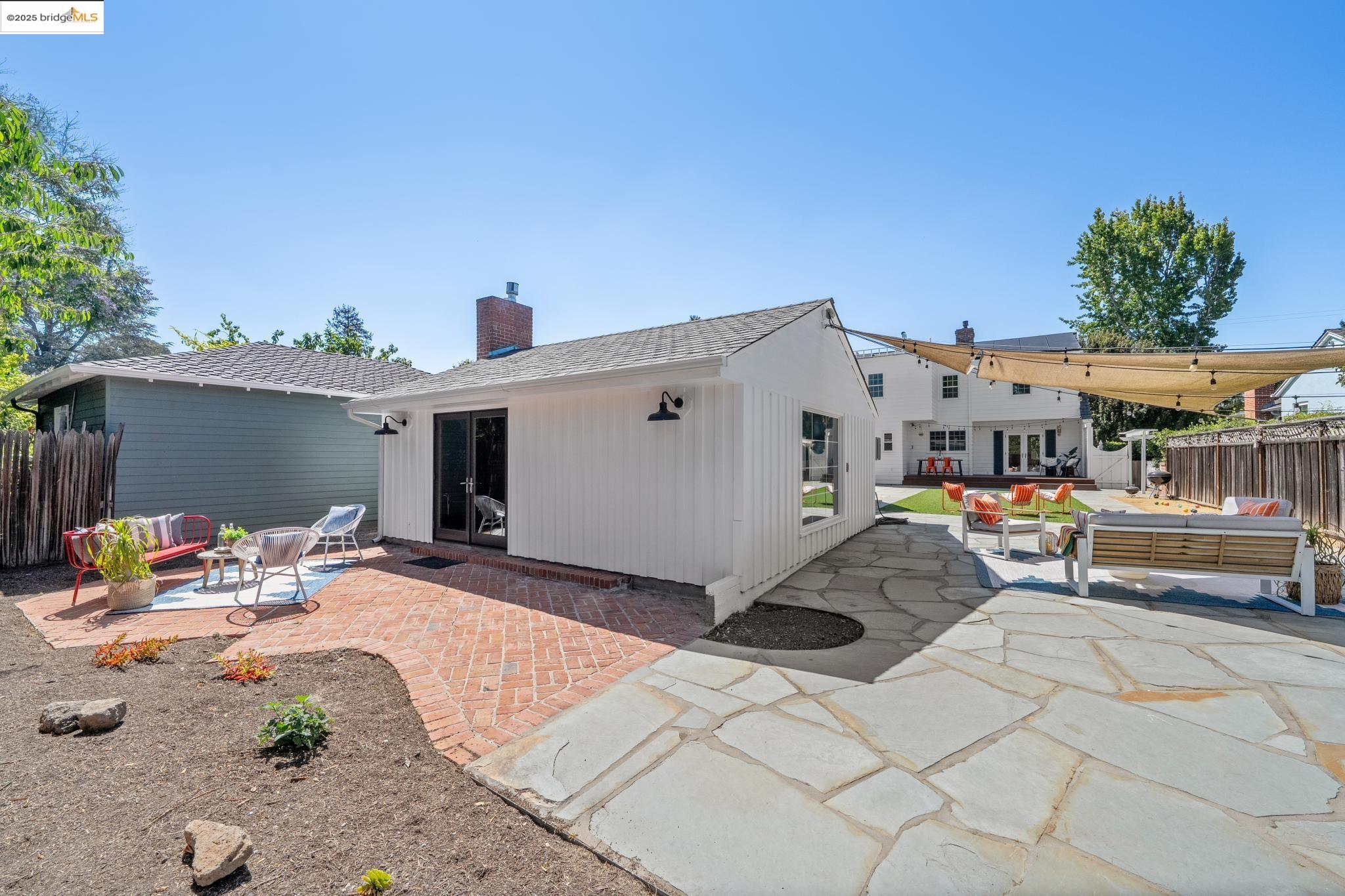 Detail Gallery Image 36 of 52 For 1096 Glen Dr, San Leandro,  CA 94577 - 4 Beds | 2/1 Baths