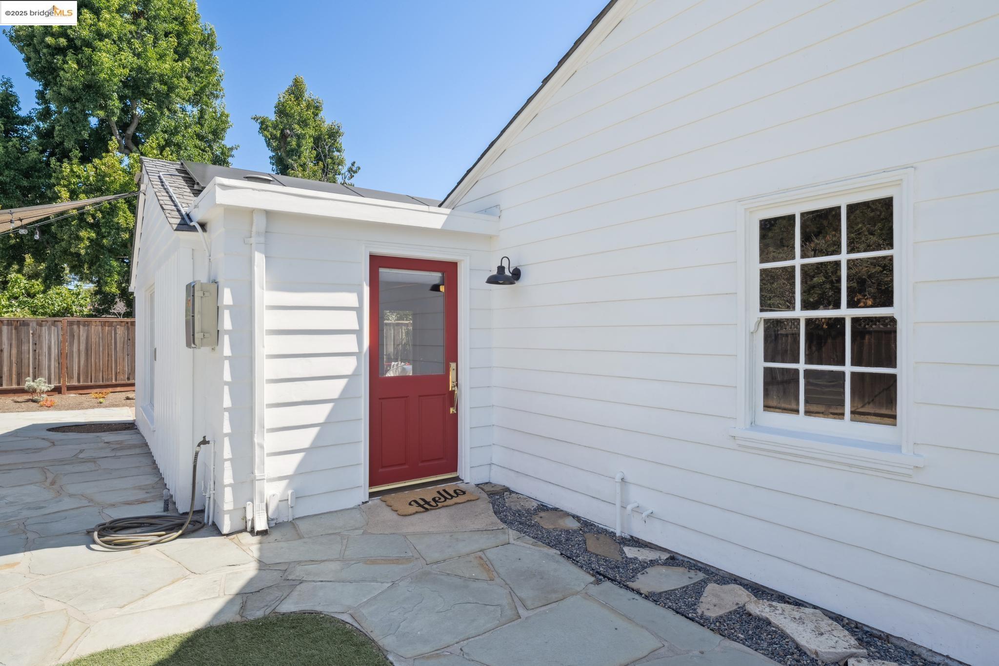 Detail Gallery Image 38 of 52 For 1096 Glen Dr, San Leandro,  CA 94577 - 4 Beds | 2/1 Baths