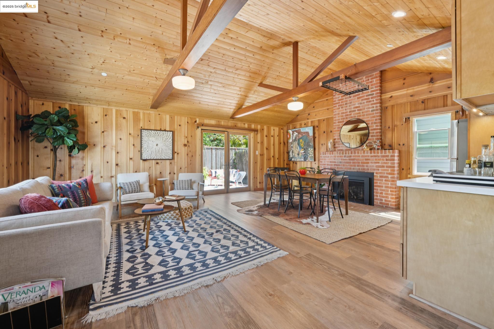 Detail Gallery Image 39 of 52 For 1096 Glen Dr, San Leandro,  CA 94577 - 4 Beds | 2/1 Baths