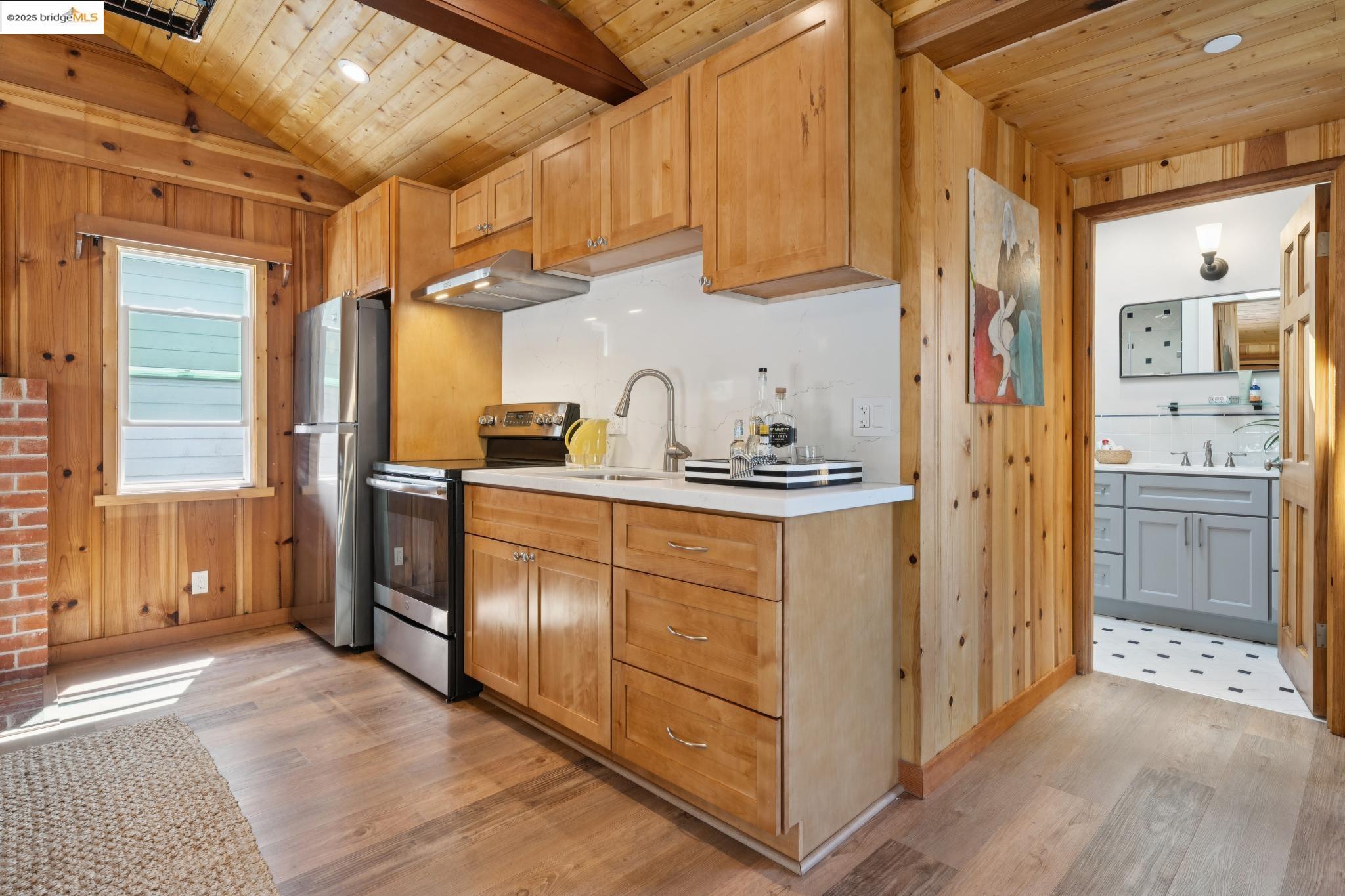 Detail Gallery Image 46 of 52 For 1096 Glen Dr, San Leandro,  CA 94577 - 4 Beds | 2/1 Baths