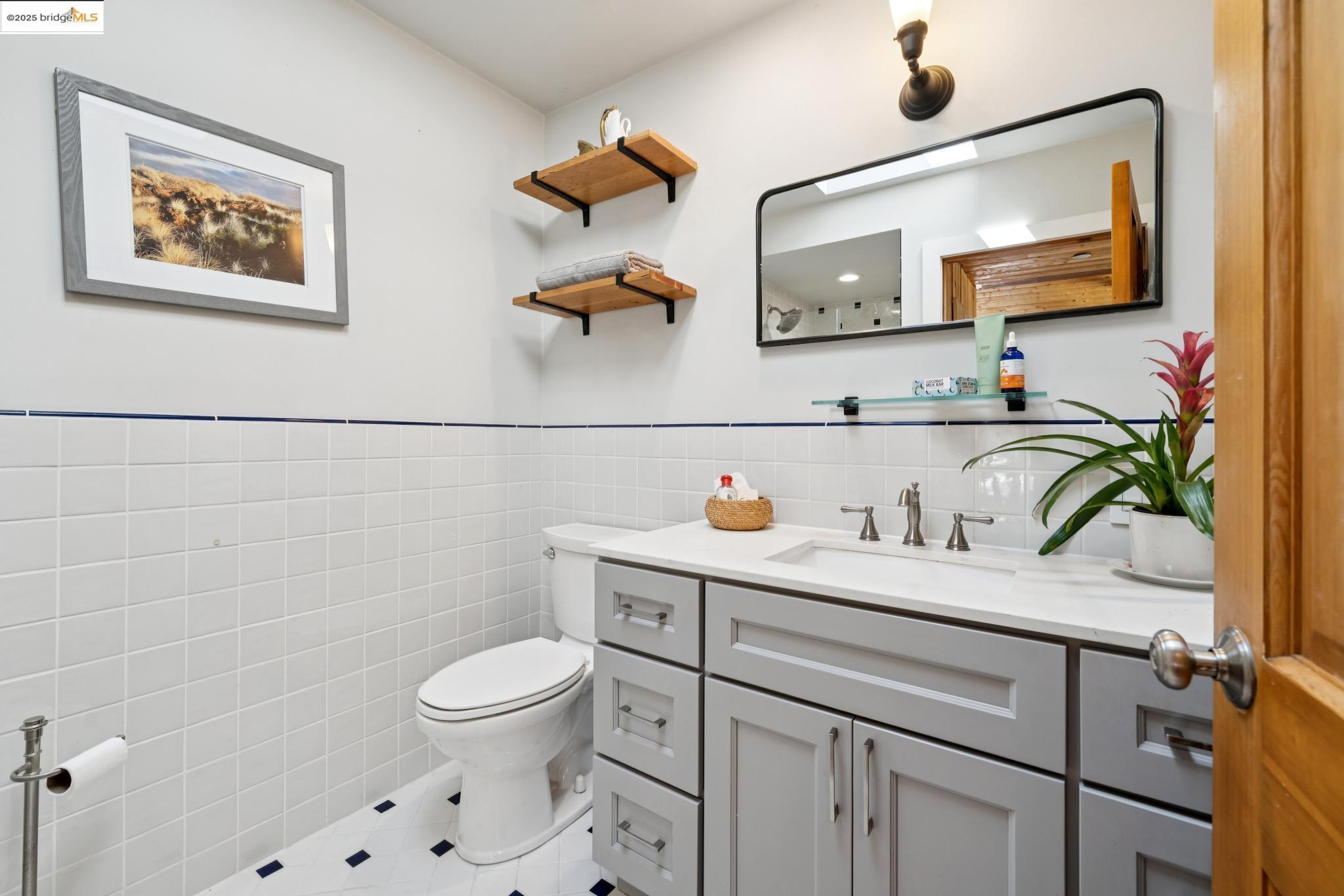 Detail Gallery Image 47 of 52 For 1096 Glen Dr, San Leandro,  CA 94577 - 4 Beds | 2/1 Baths