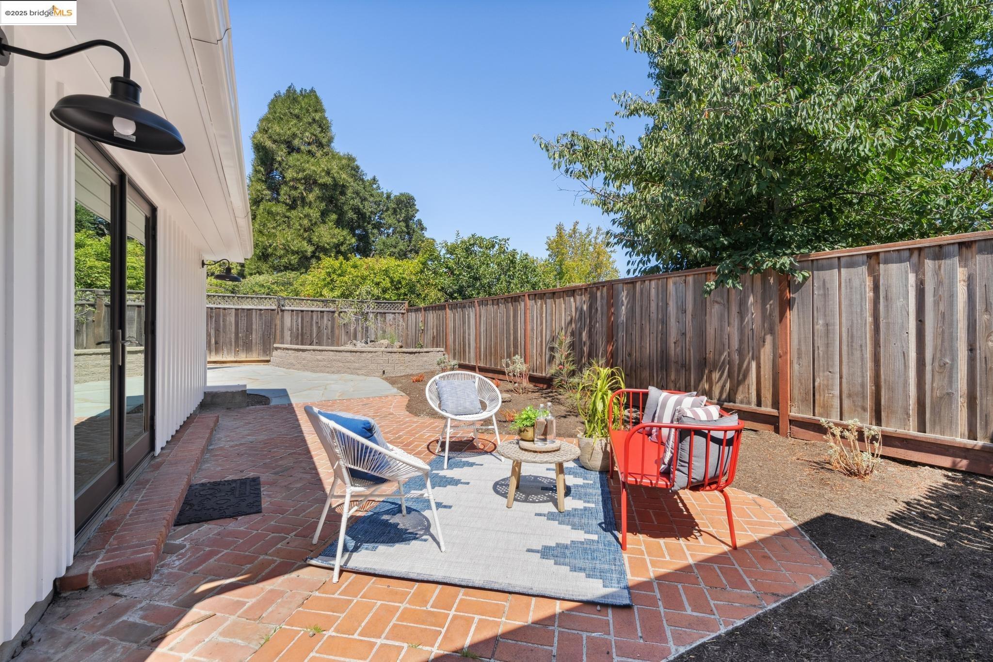 Detail Gallery Image 50 of 52 For 1096 Glen Dr, San Leandro,  CA 94577 - 4 Beds | 2/1 Baths