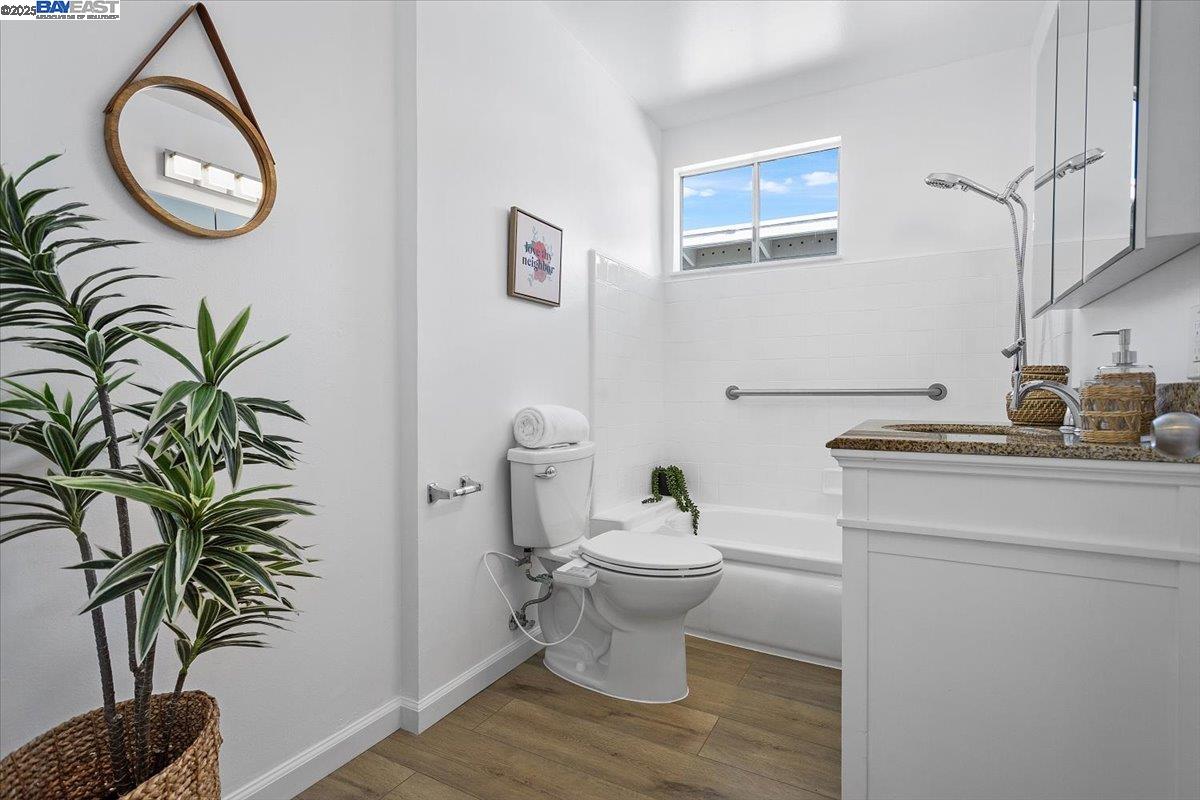 Detail Gallery Image 18 of 44 For 856 Rand St, San Mateo,  CA 94401 - 4 Beds | 2 Baths