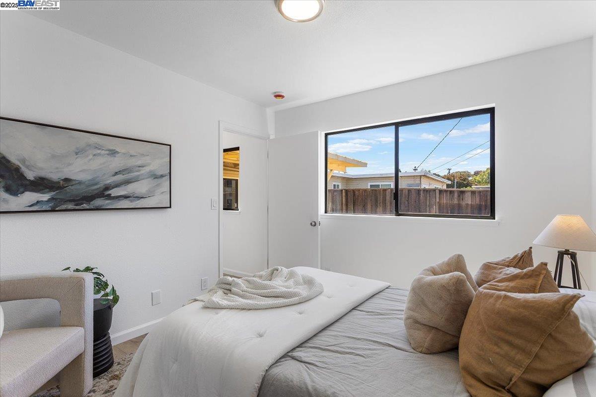 Detail Gallery Image 28 of 44 For 856 Rand St, San Mateo,  CA 94401 - 4 Beds | 2 Baths