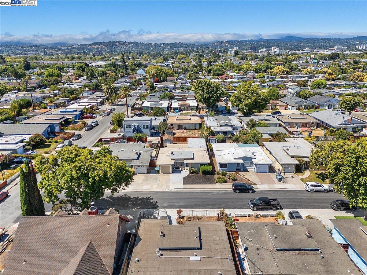 Detail Gallery Image 34 of 44 For 856 Rand St, San Mateo,  CA 94401 - 4 Beds | 2 Baths