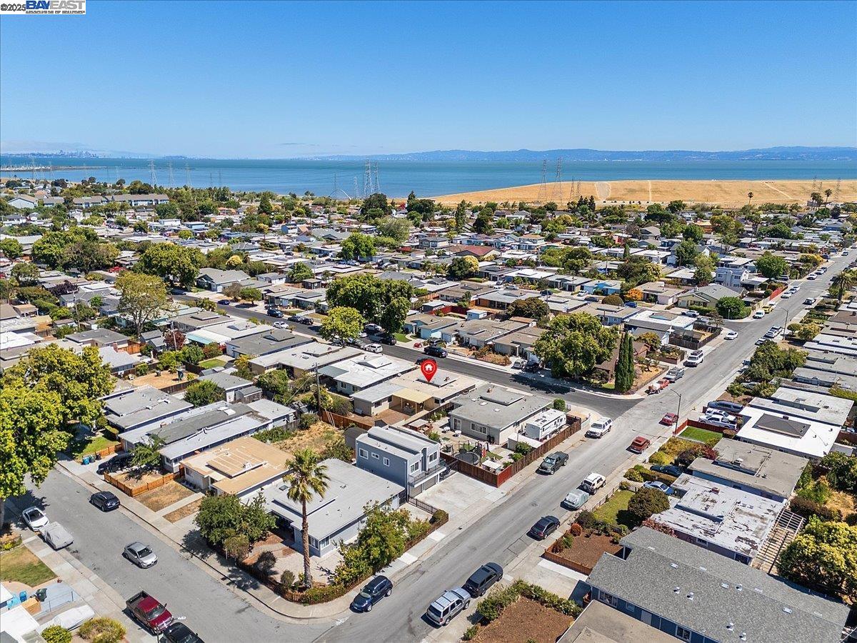 Detail Gallery Image 40 of 44 For 856 Rand St, San Mateo,  CA 94401 - 4 Beds | 2 Baths