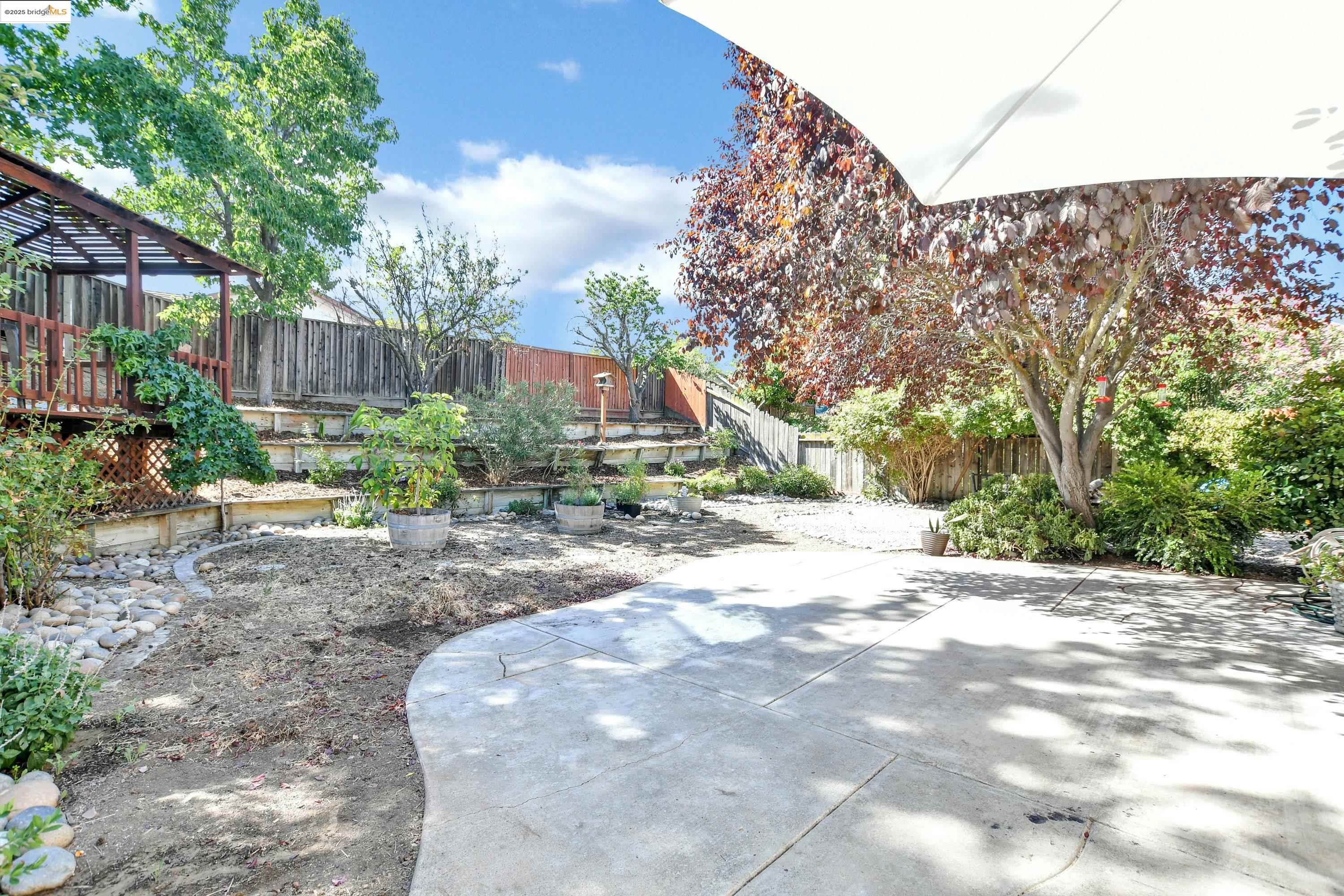 Detail Gallery Image 38 of 50 For 4426 Palisades Way, Antioch,  CA 94531 - 5 Beds | 3 Baths