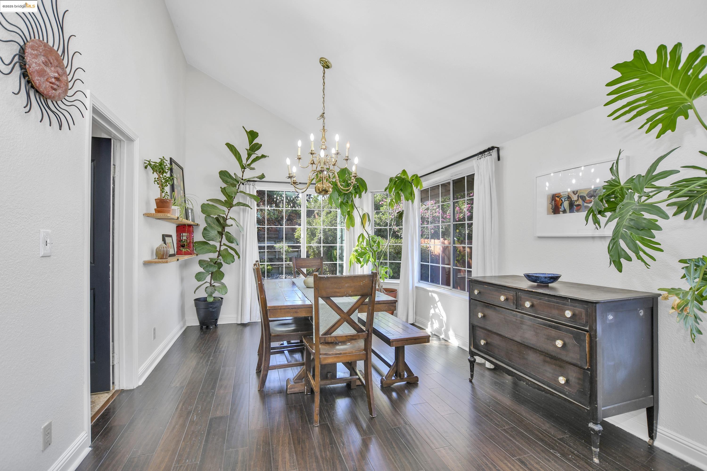 Detail Gallery Image 9 of 50 For 4426 Palisades Way, Antioch,  CA 94531 - 5 Beds | 3 Baths