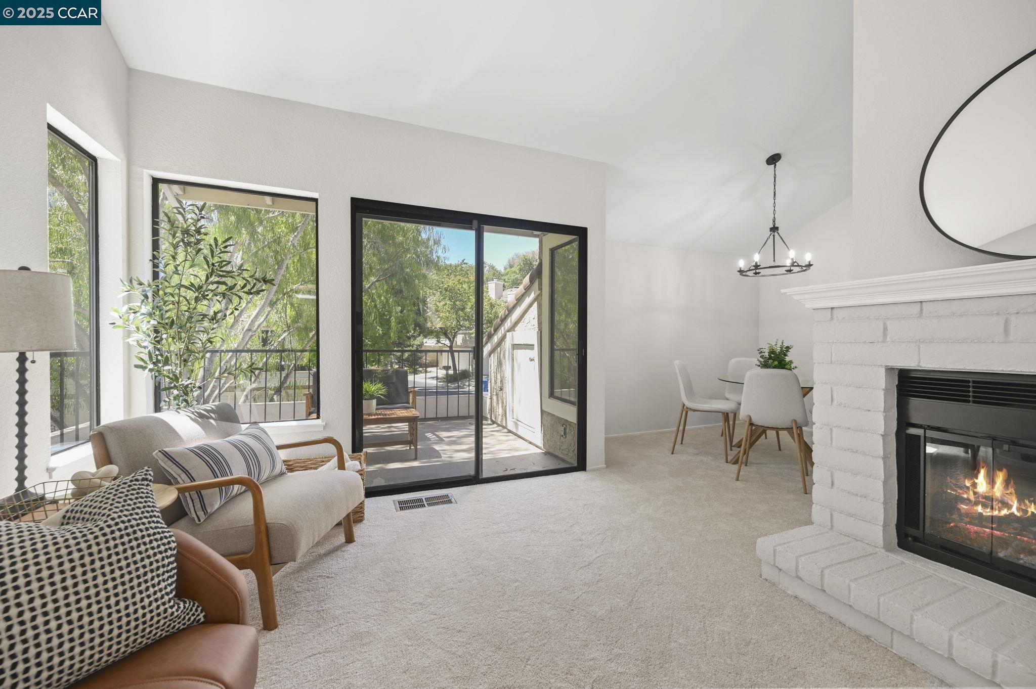 Photo #4: 41107077 Listing 