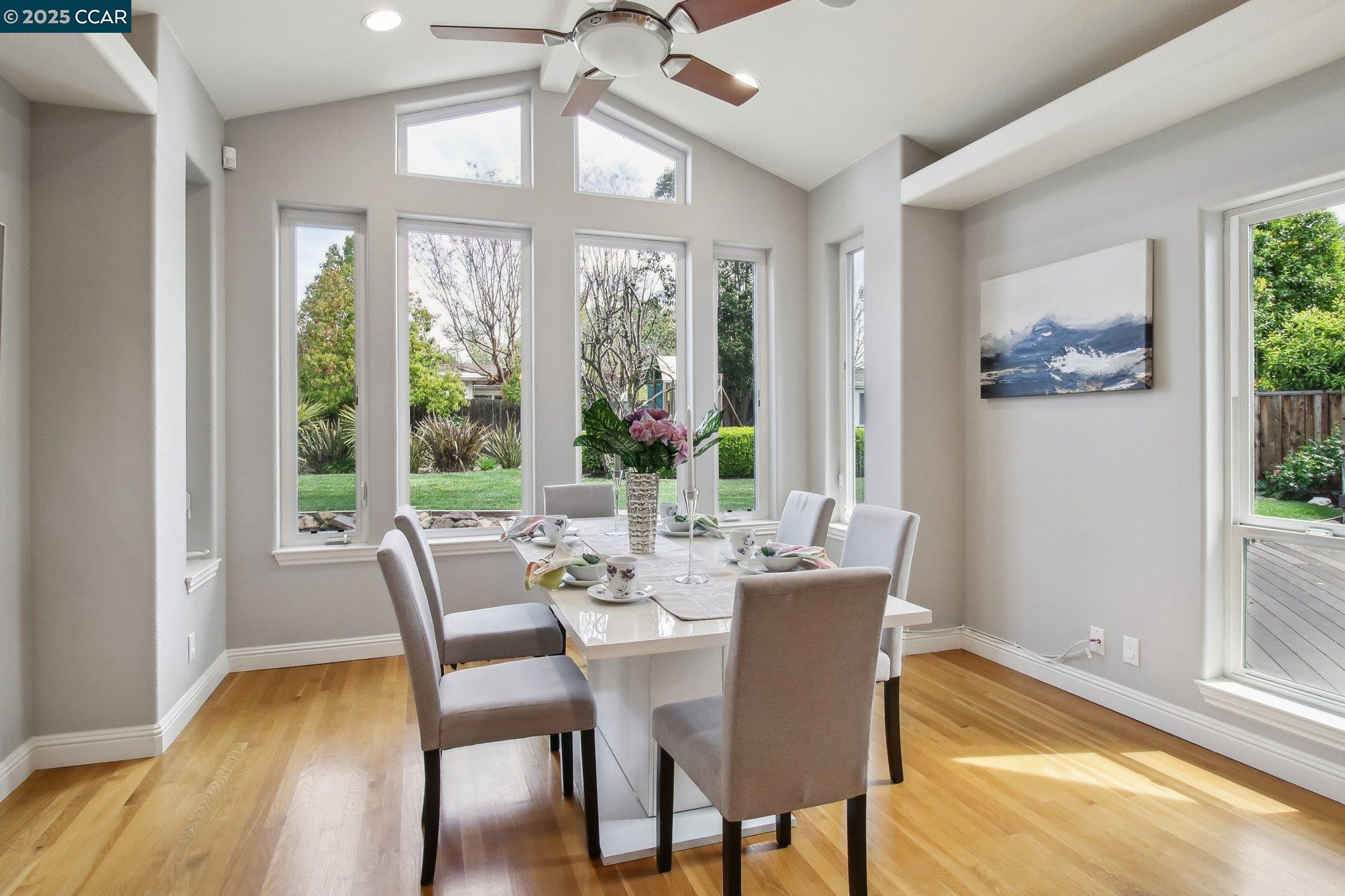 Detail Gallery Image 11 of 43 For 1254 Craig Dr, Concord,  CA 94518 - 3 Beds | 2/1 Baths