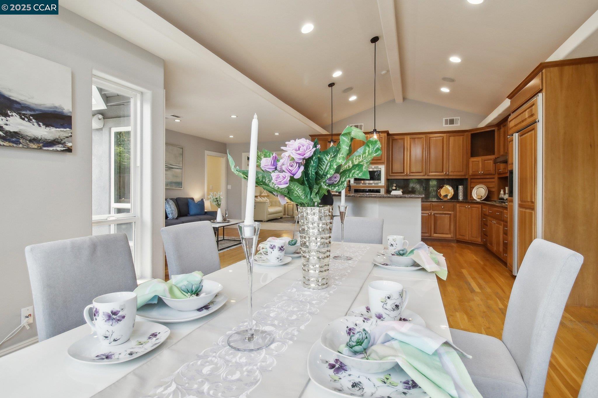 Detail Gallery Image 13 of 43 For 1254 Craig Dr, Concord,  CA 94518 - 3 Beds | 2/1 Baths
