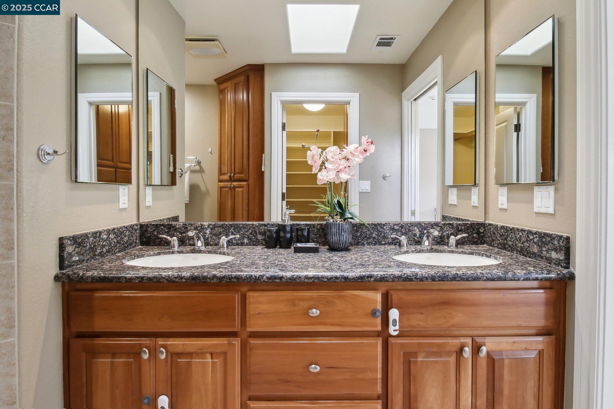 Detail Gallery Image 23 of 43 For 1254 Craig Dr, Concord,  CA 94518 - 3 Beds | 2/1 Baths