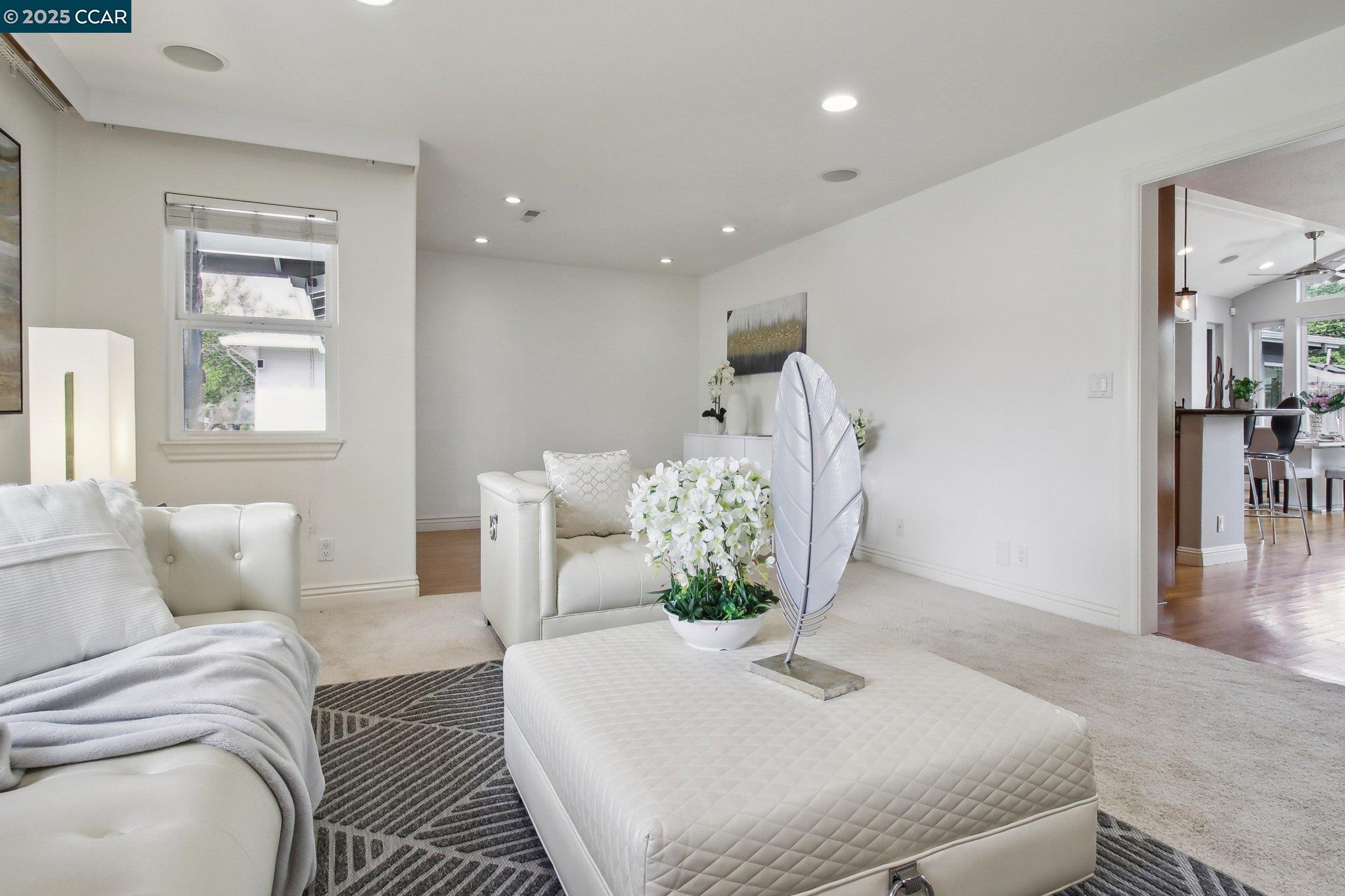 Detail Gallery Image 9 of 43 For 1254 Craig Dr, Concord,  CA 94518 - 3 Beds | 2/1 Baths