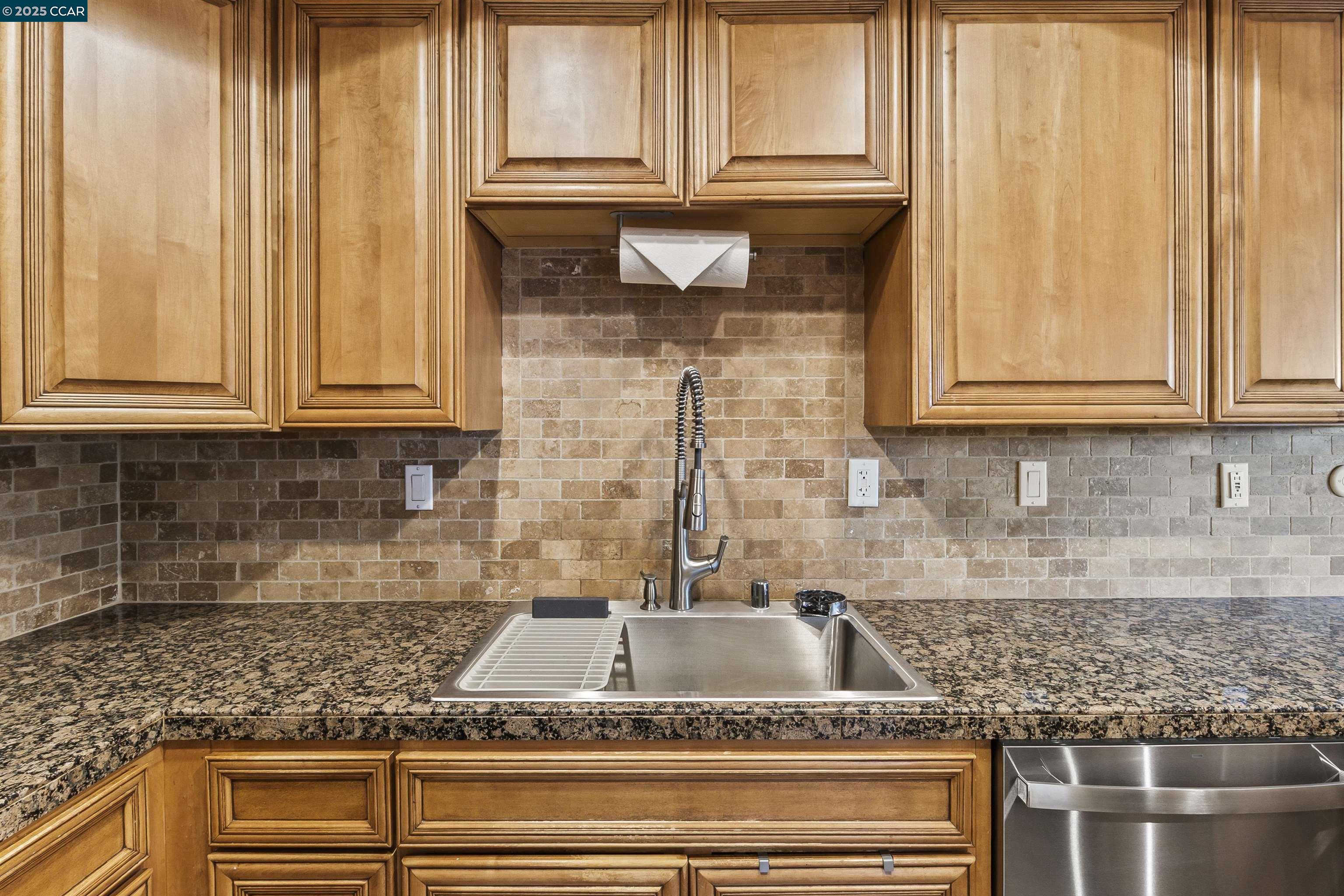 Photo #13: 41107079 Listing: Photo #13