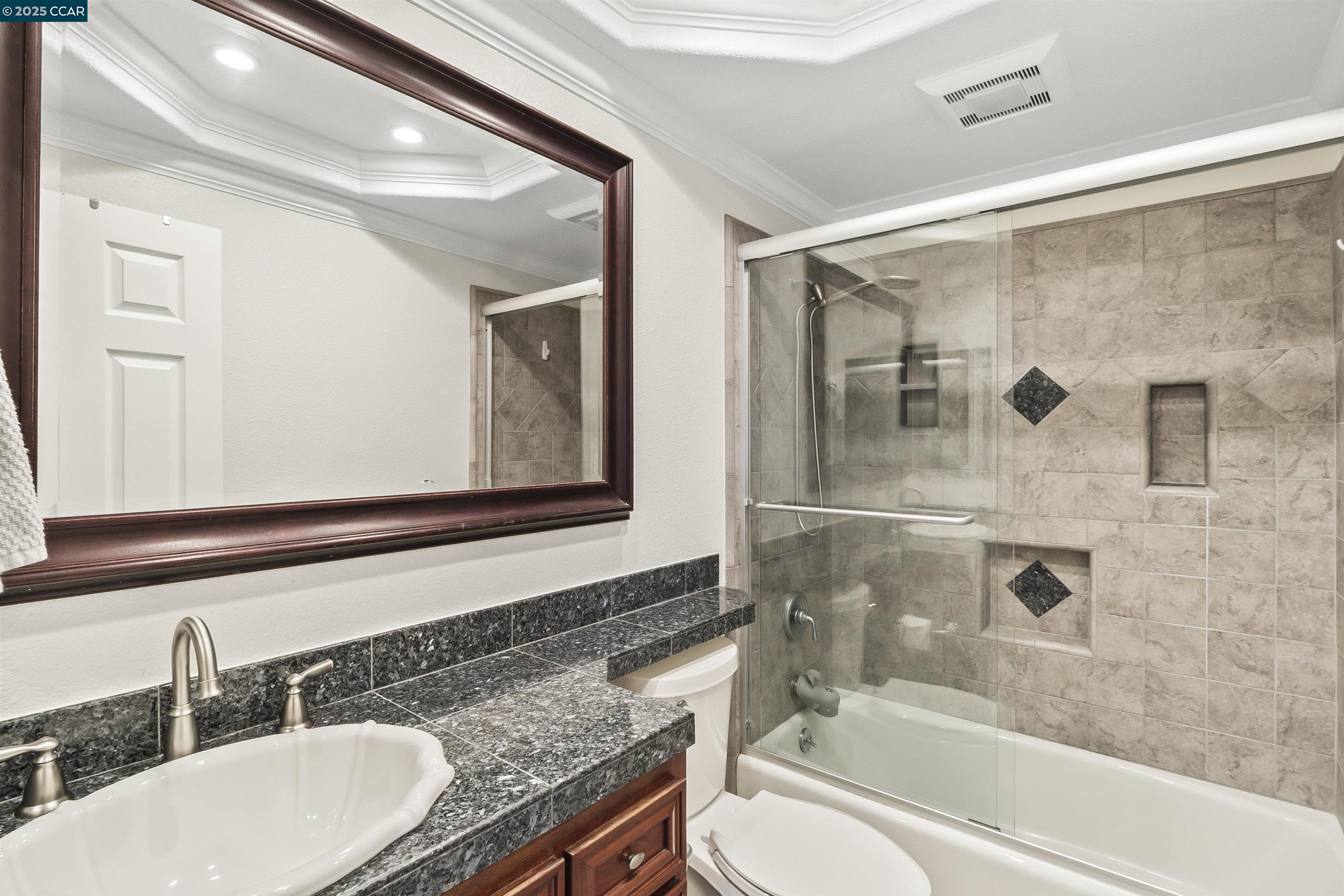 Photo #18: 41107079 Listing: Photo #18