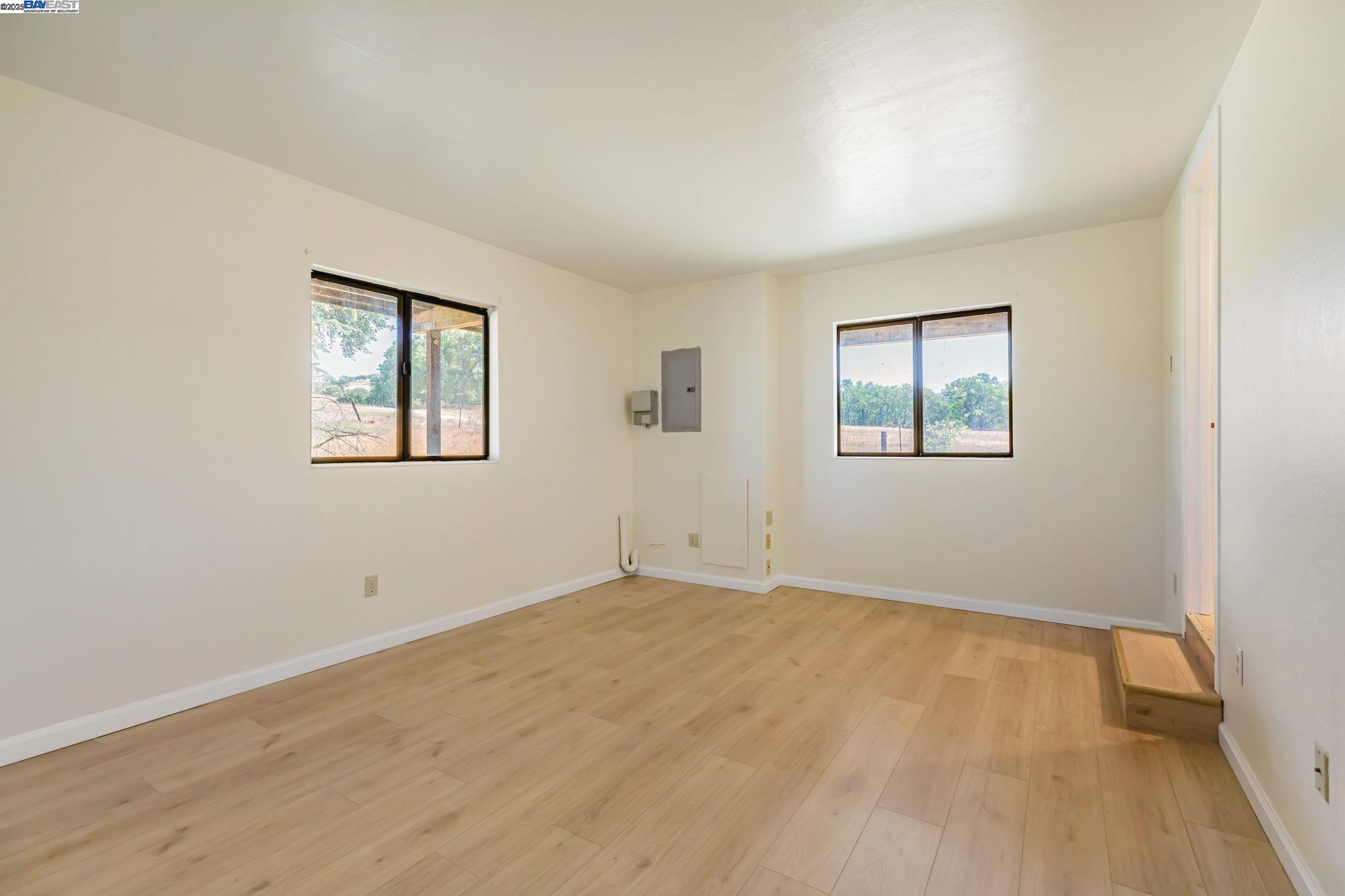 Detail Gallery Image 22 of 60 For 20104 Panoche Road, Paicines,  CA 95043 - 2 Beds | 2 Baths