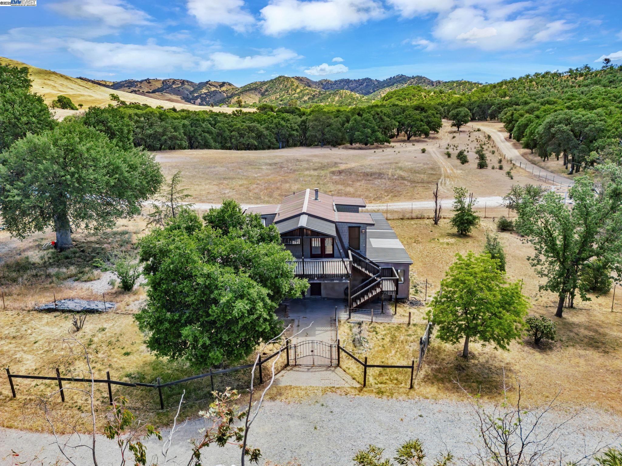 Detail Gallery Image 51 of 60 For 20104 Panoche Road, Paicines,  CA 95043 - 2 Beds | 2 Baths