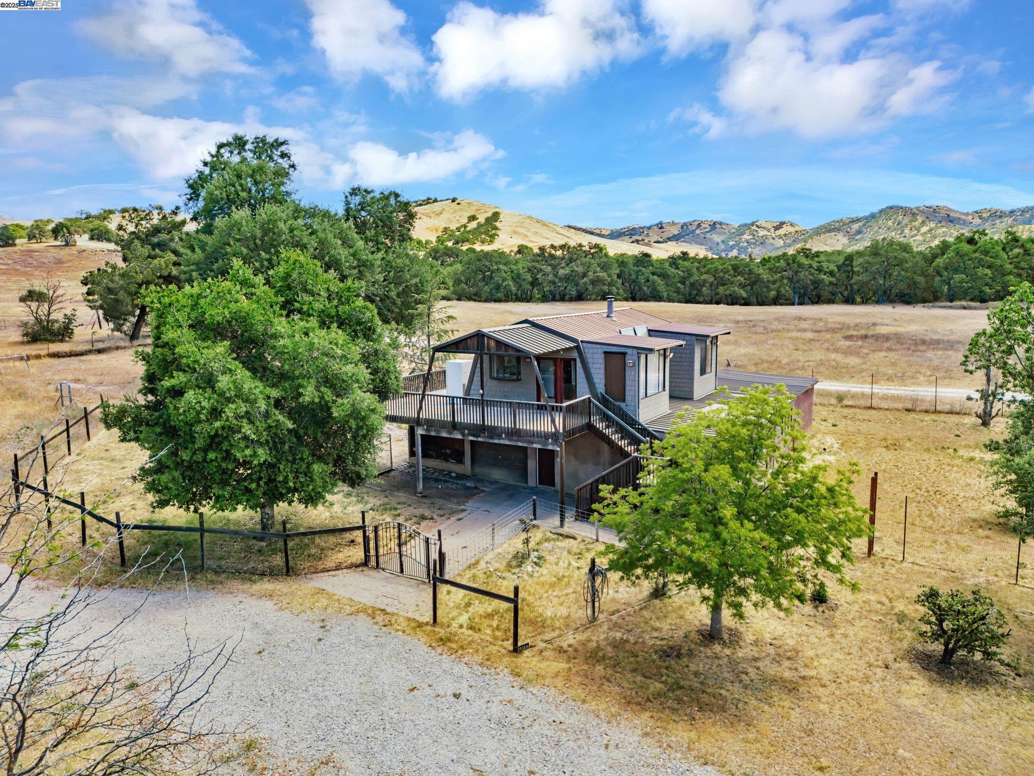 Detail Gallery Image 52 of 60 For 20104 Panoche Road, Paicines,  CA 95043 - 2 Beds | 2 Baths