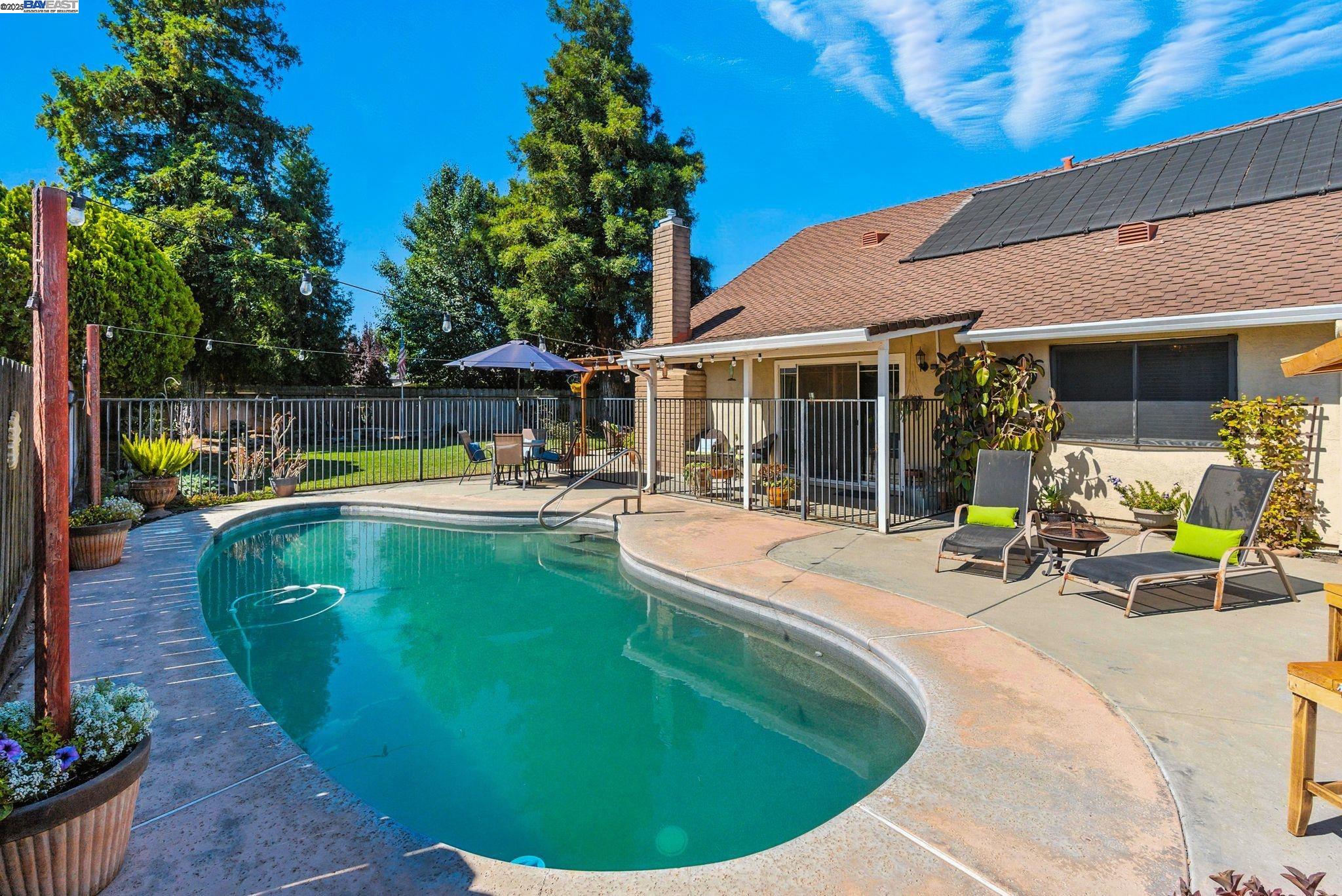 Detail Gallery Image 38 of 43 For 6236 Choctaw Ct, Manteca,  CA 95336 - 4 Beds | 2 Baths