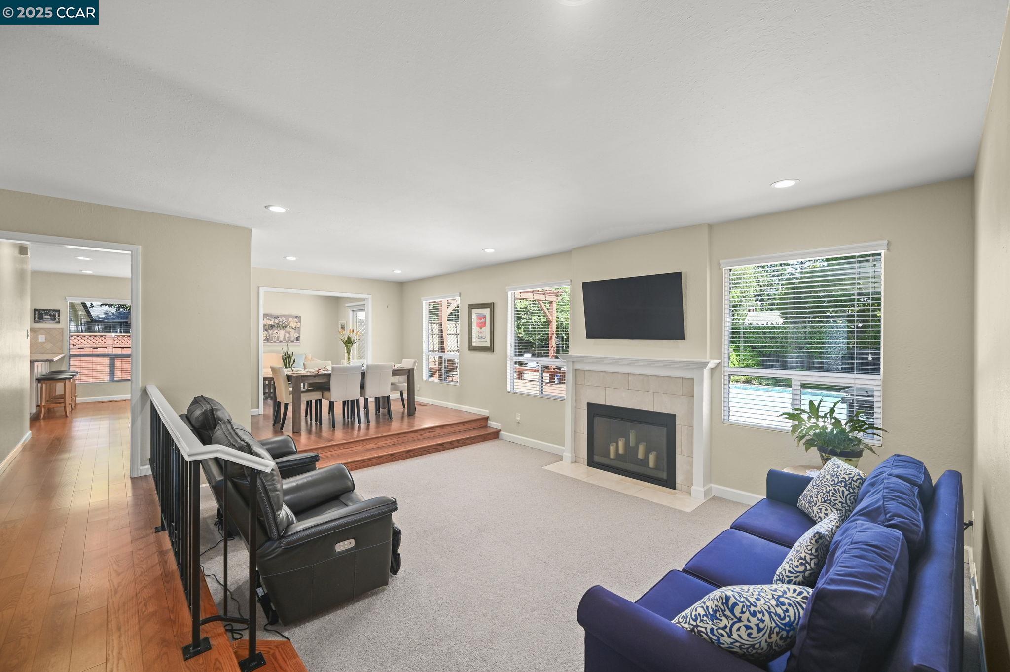Detail Gallery Image 15 of 53 For 323 Laurel Dr, Danville,  CA 94526 - 4 Beds | 2/1 Baths